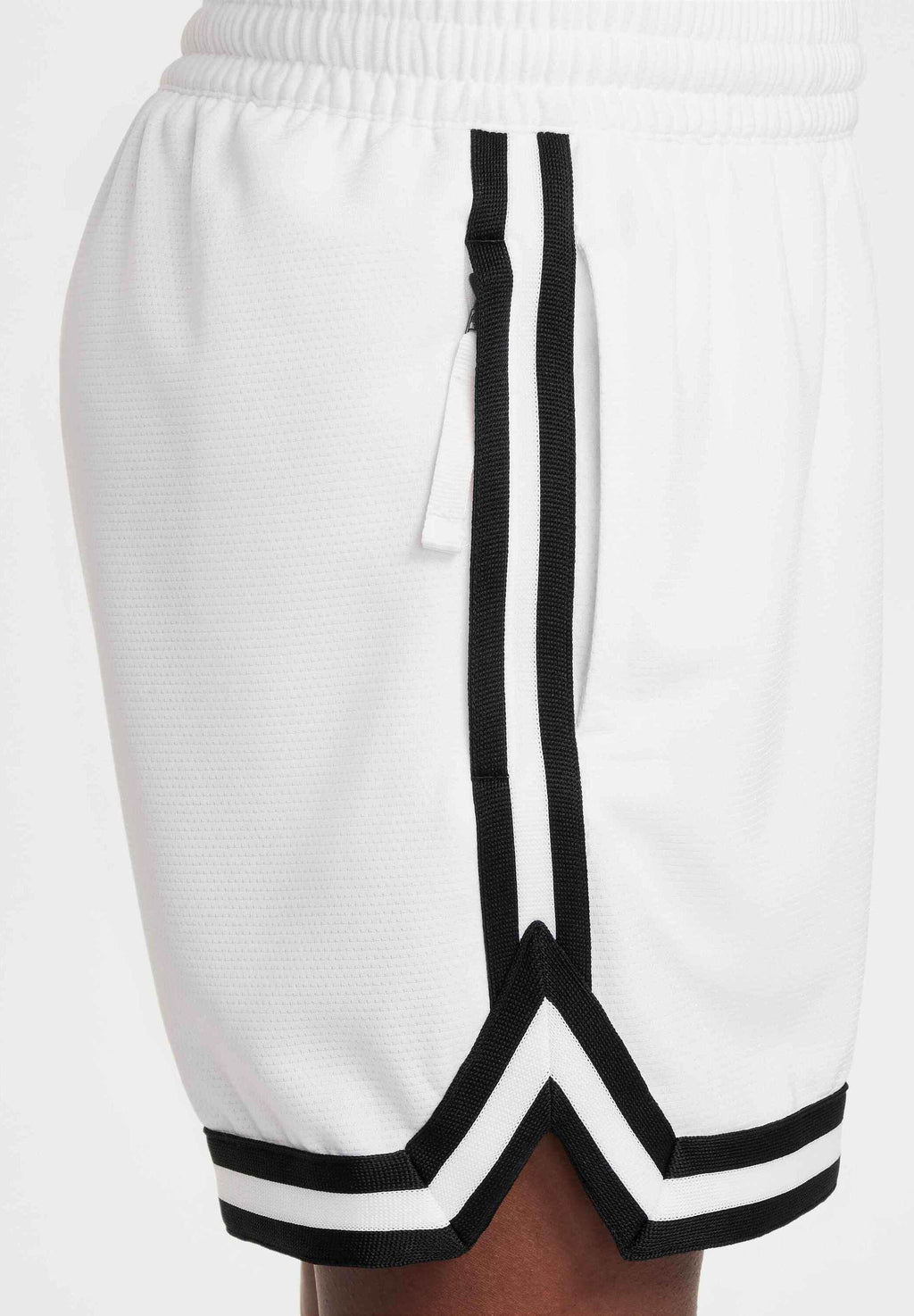 B NK DF DNA 24 5IN - Sports shorts - white/black