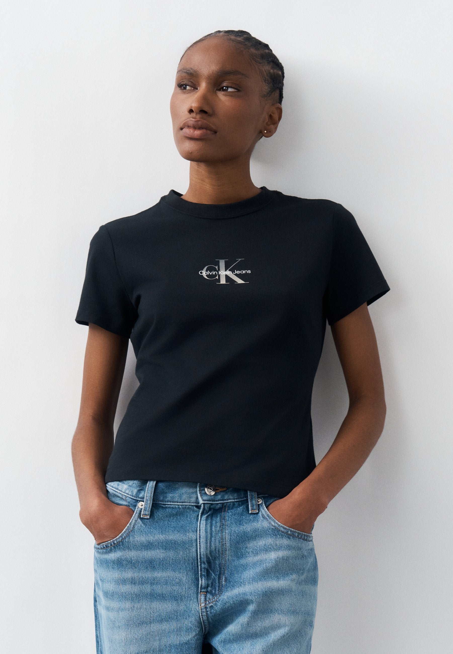 GRADIENT MONOLOGO SLIM TEE - Basic T-shirt - black