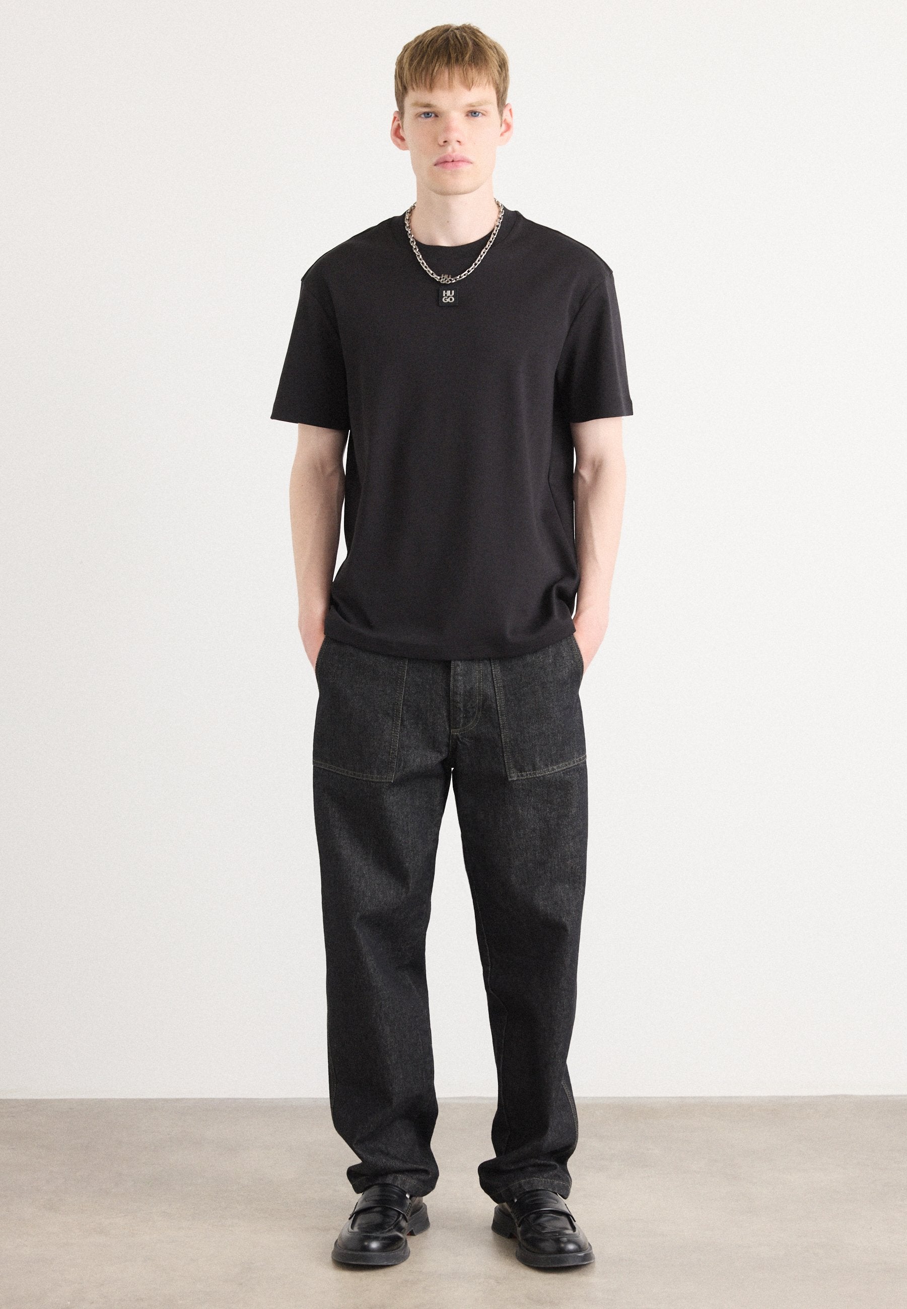DALILE - Basic T-shirt - black