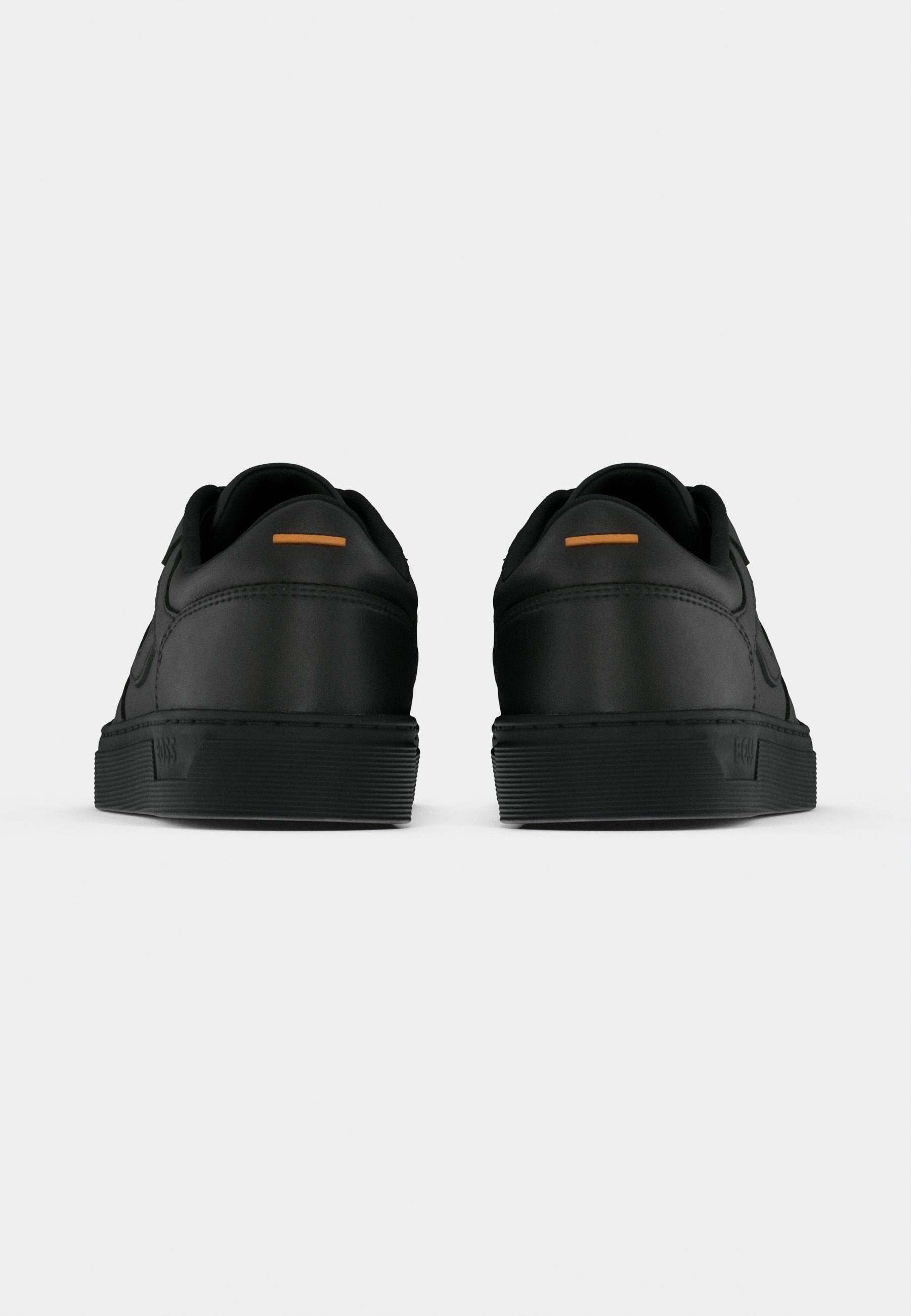 Trainers - black