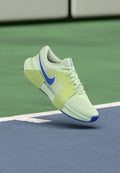 ZOOM GP CHALLENGE 1.5 - Multicourt tennis shoes - volt tint/sapphire/lab green/white