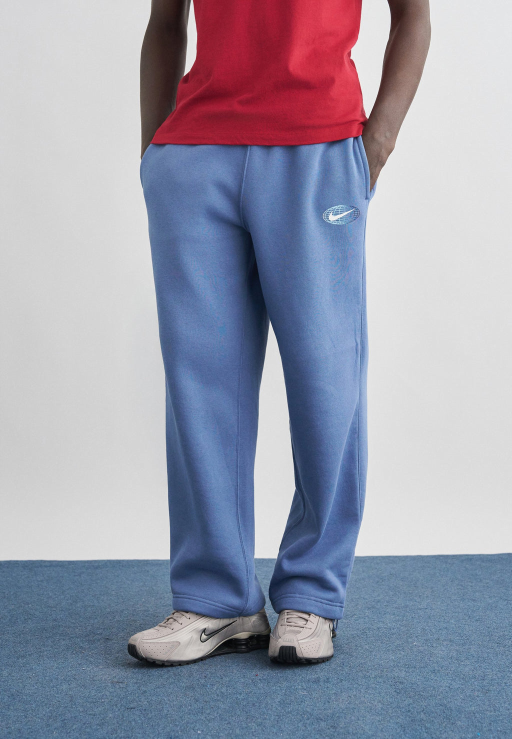 CLUB - Tracksuit bottoms - slate