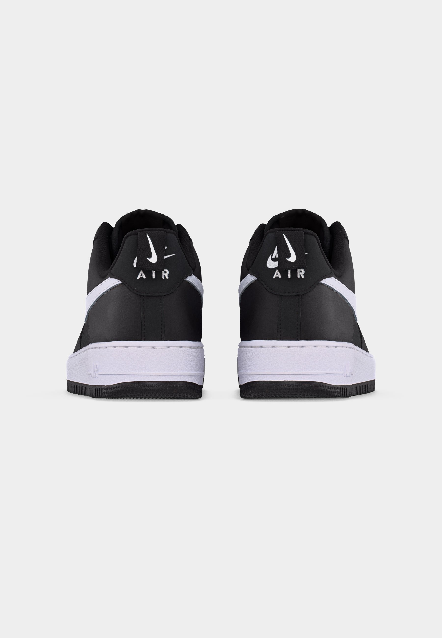 AIR FORCE 1 07 ESS+ - Trainers - black/white