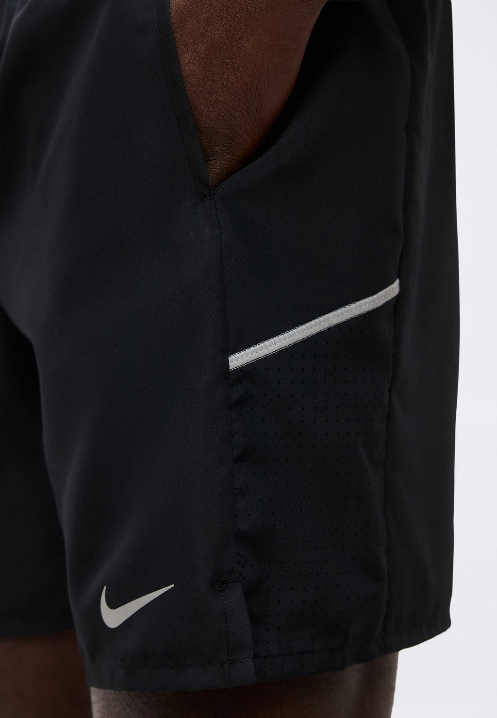 MILER SHORT - Sports shorts - black