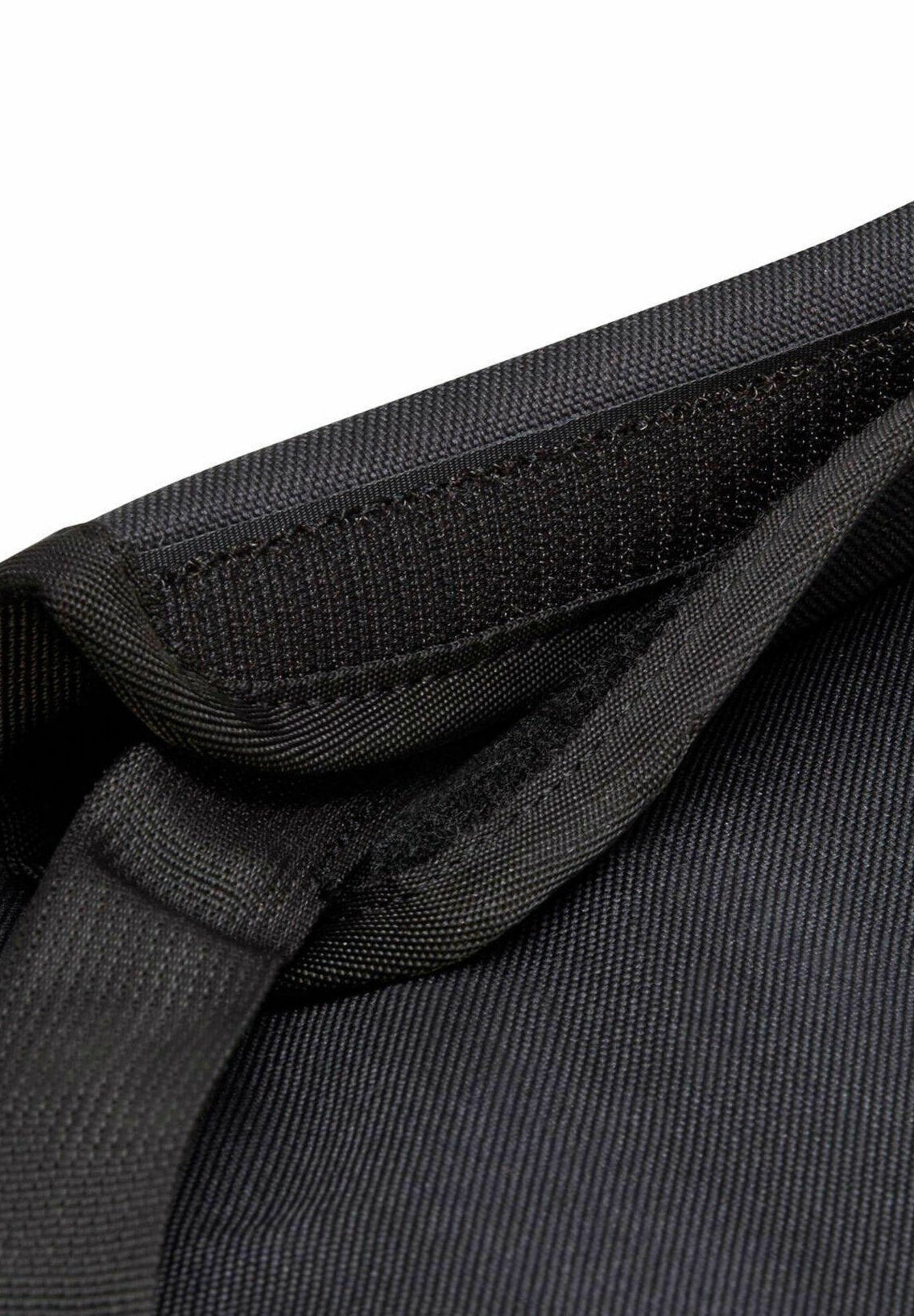 ACADEMY TEAM - Sports bag - schwarz / weiss