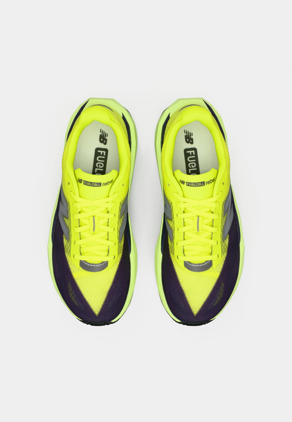REBEL V5 - Road running shoes - alkaline green
