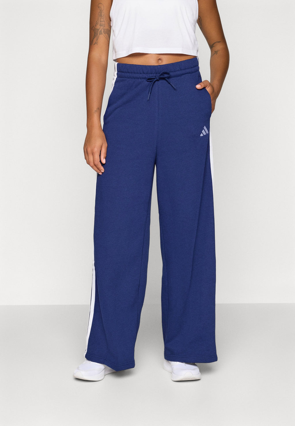 ADIDAS WOMEN 3-STRIPES FLEECE WIDE - Tracksuit bottoms - dark blue