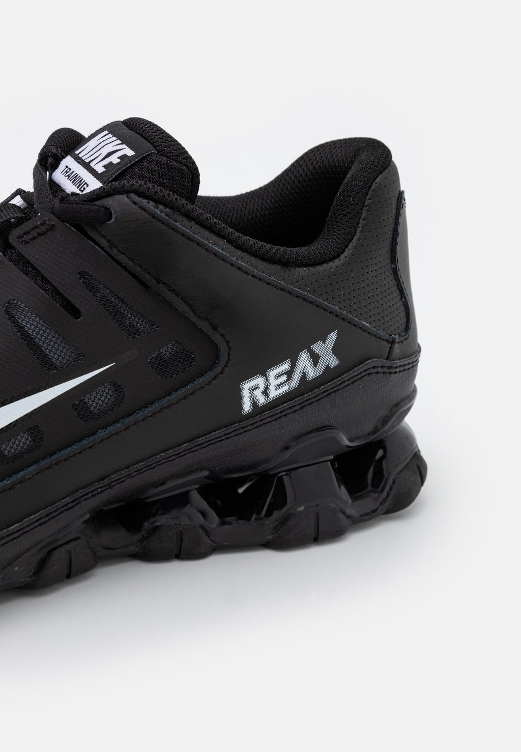 REAX 8 - Training shoe - black/white