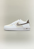 AIR FORCE 1 SE SUMMER SPORT - Trainers - white/college grey/baroque brown/phantom