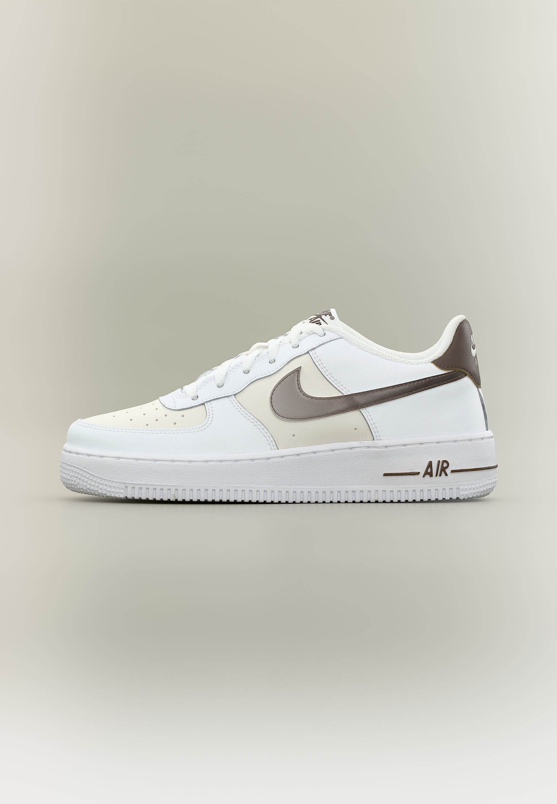 AIR FORCE 1 SE SUMMER SPORT - Trainers - white/college grey/baroque brown/phantom