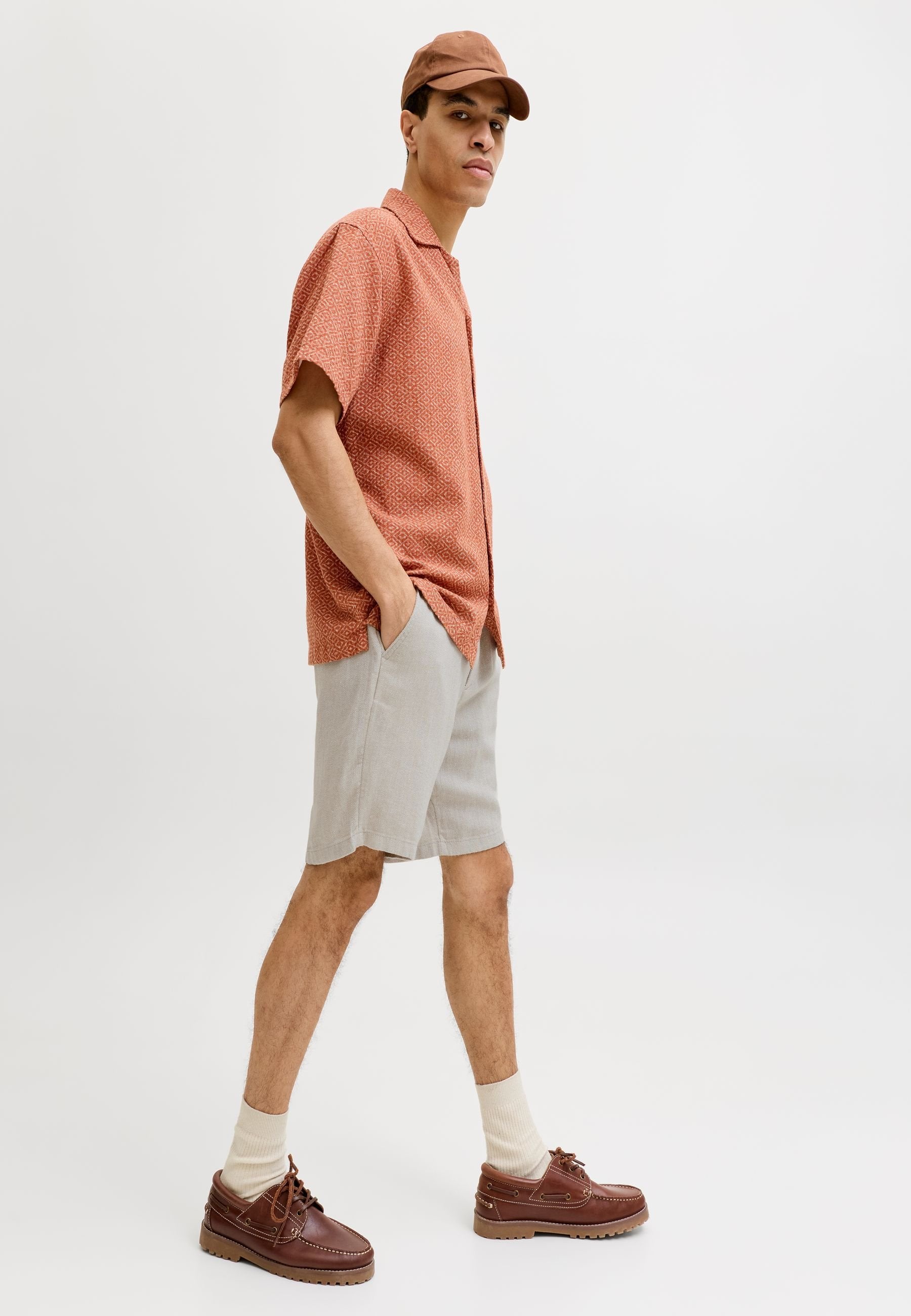 Tapered Fit - Shorts - vetiver detail herringbone