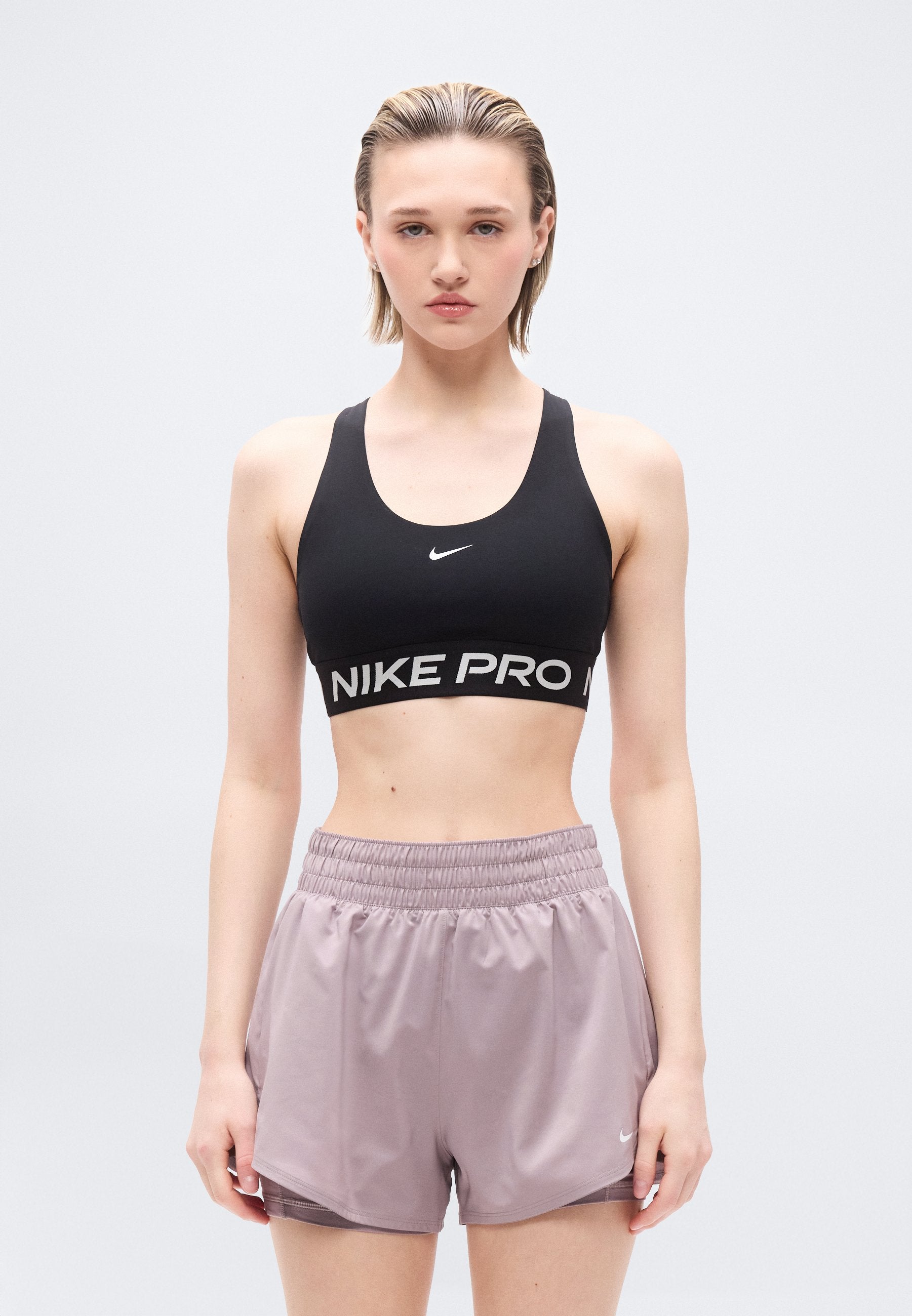 365 BRA - Medium support sports bra - black/white
