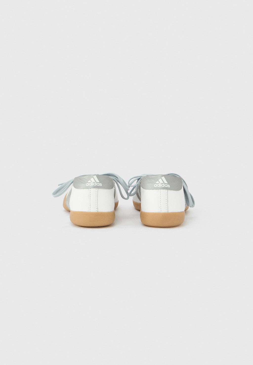 TAEKWONDO MEI BALLERINA - Ballerines - blanc/argenté/gomme