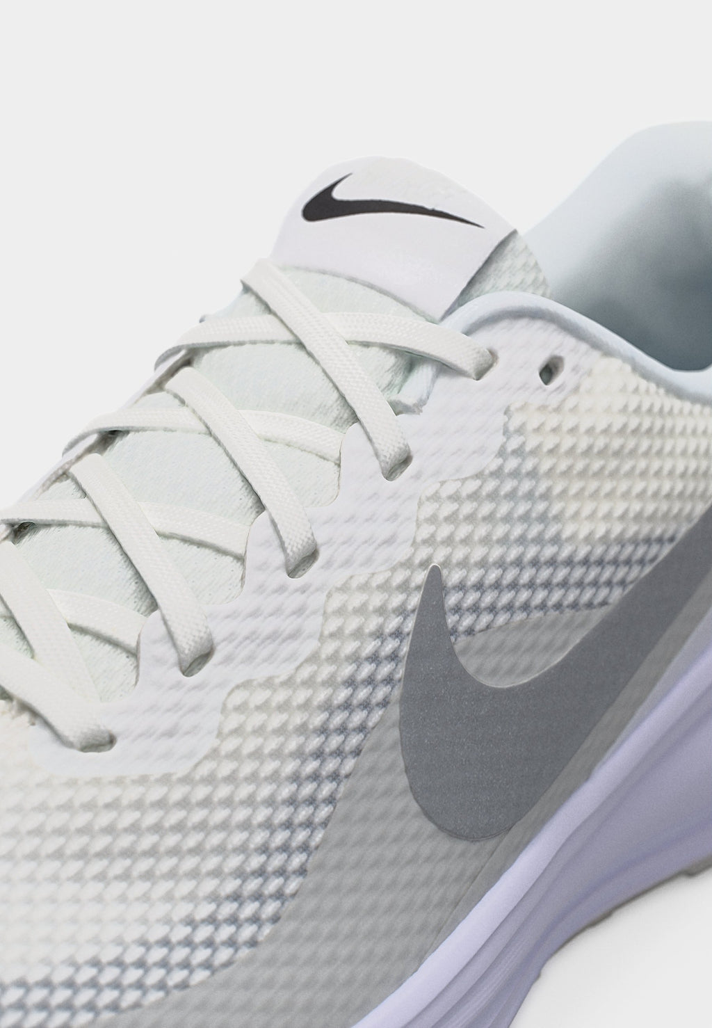 REVOLUTION 8 - Road running shoes - summit white/metallic silver-coloured/white/photon dust/black