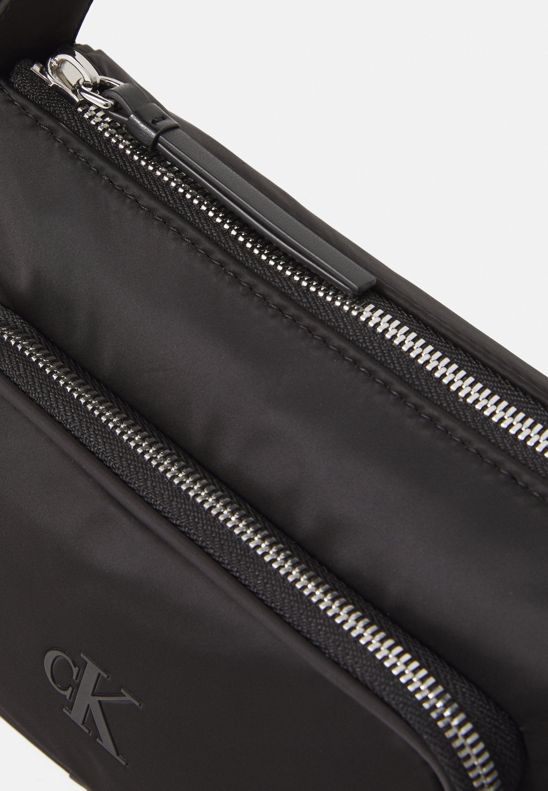 Handbag - black