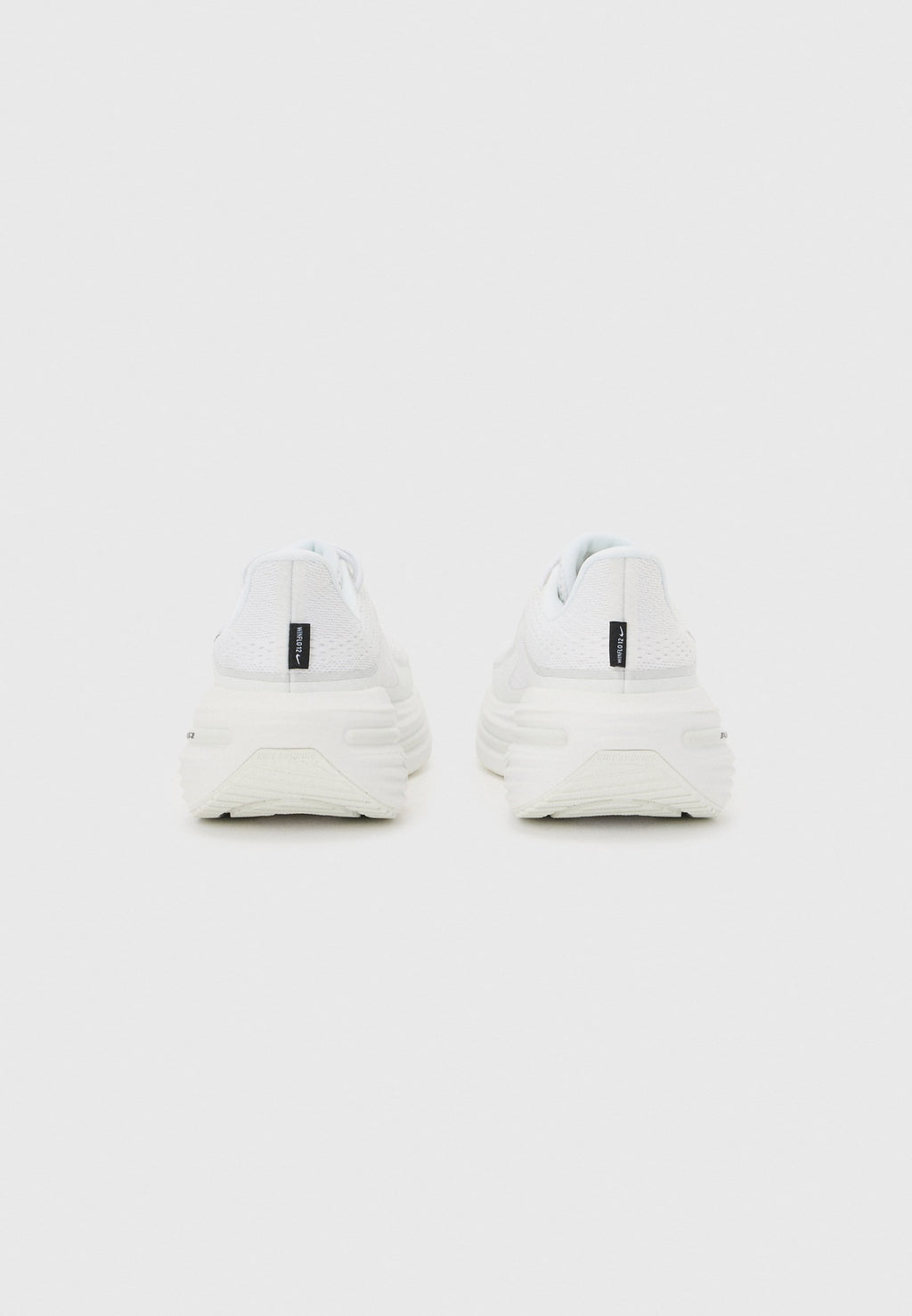 AIR WINFLO 12 - Road running shoes - white/silver-coloured/summit white/photon dust