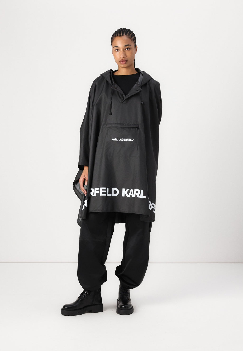 ESSENTIAL PACKABLE PONCHO - Parka - black