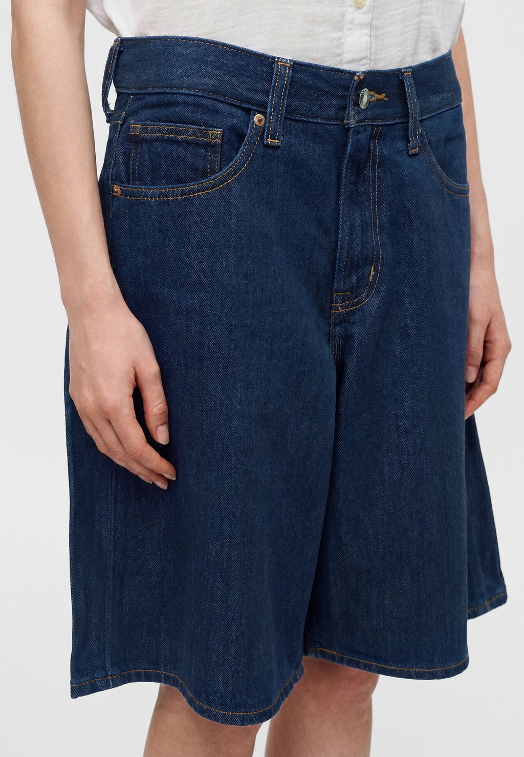 Denim shorts - dark wash