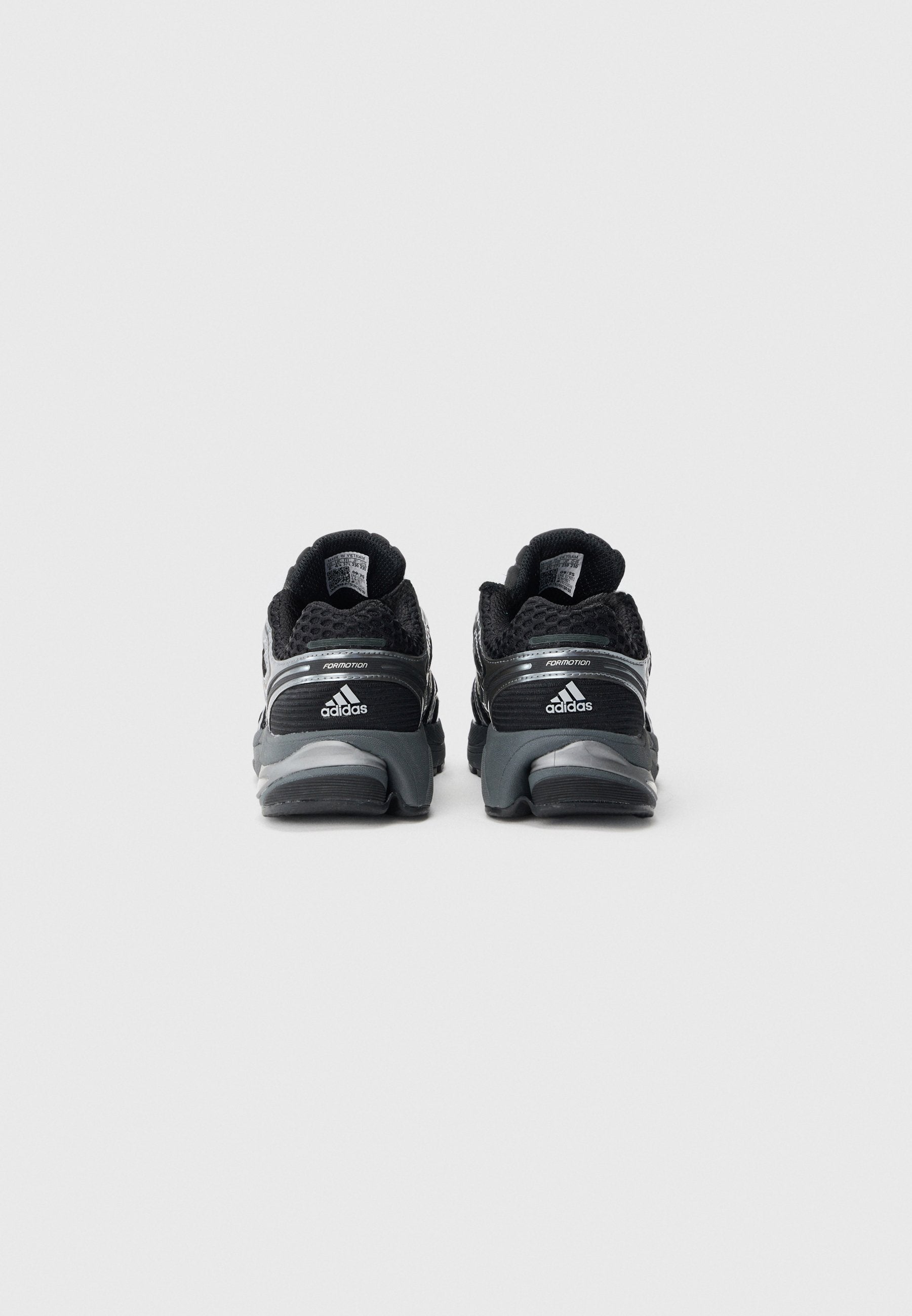 ADISTAR CONTROL 5 W - Trainers - core black/grey