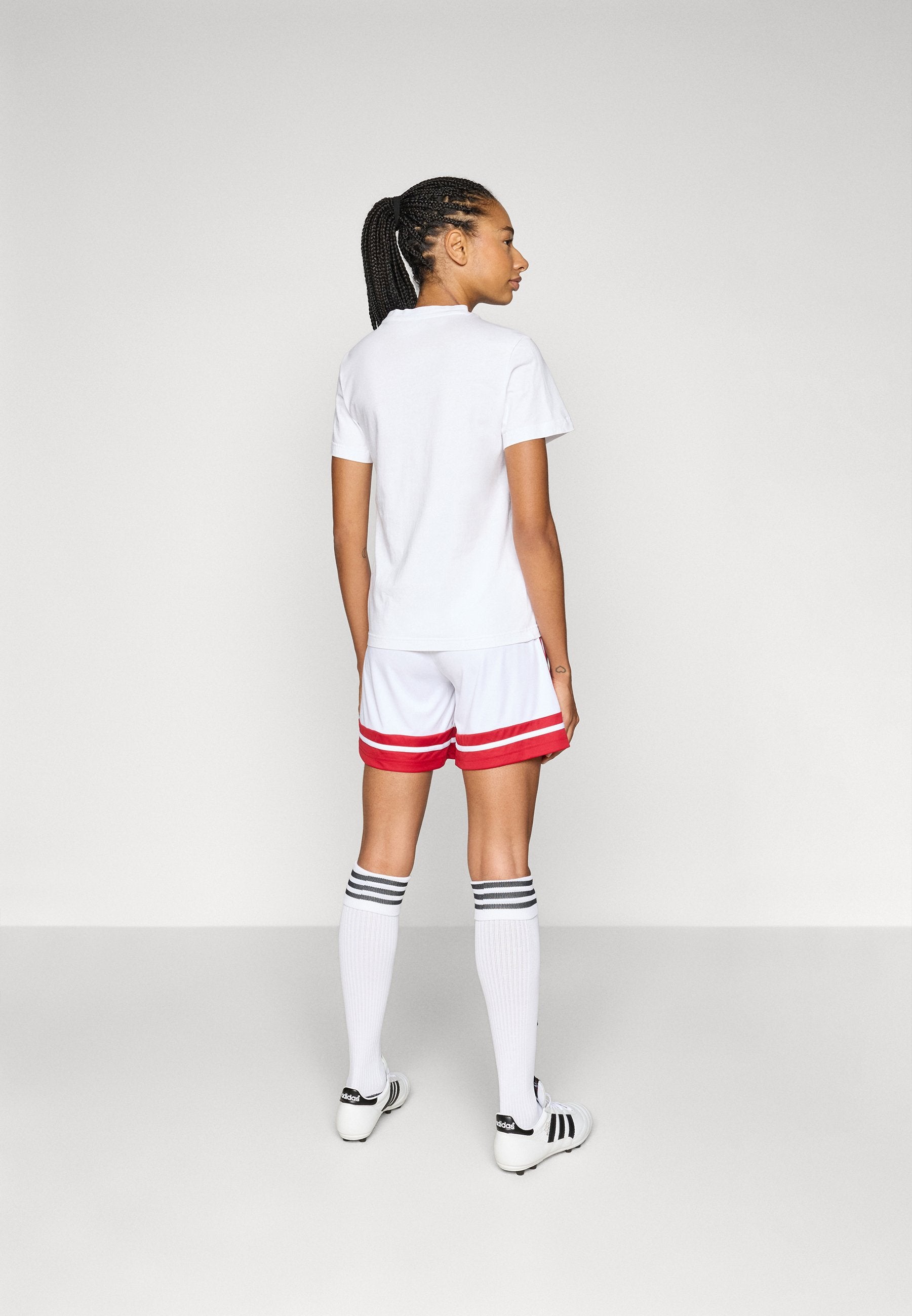 SQUADRA25 SHORTS  WOMEN - Sports shorts - white/team power red