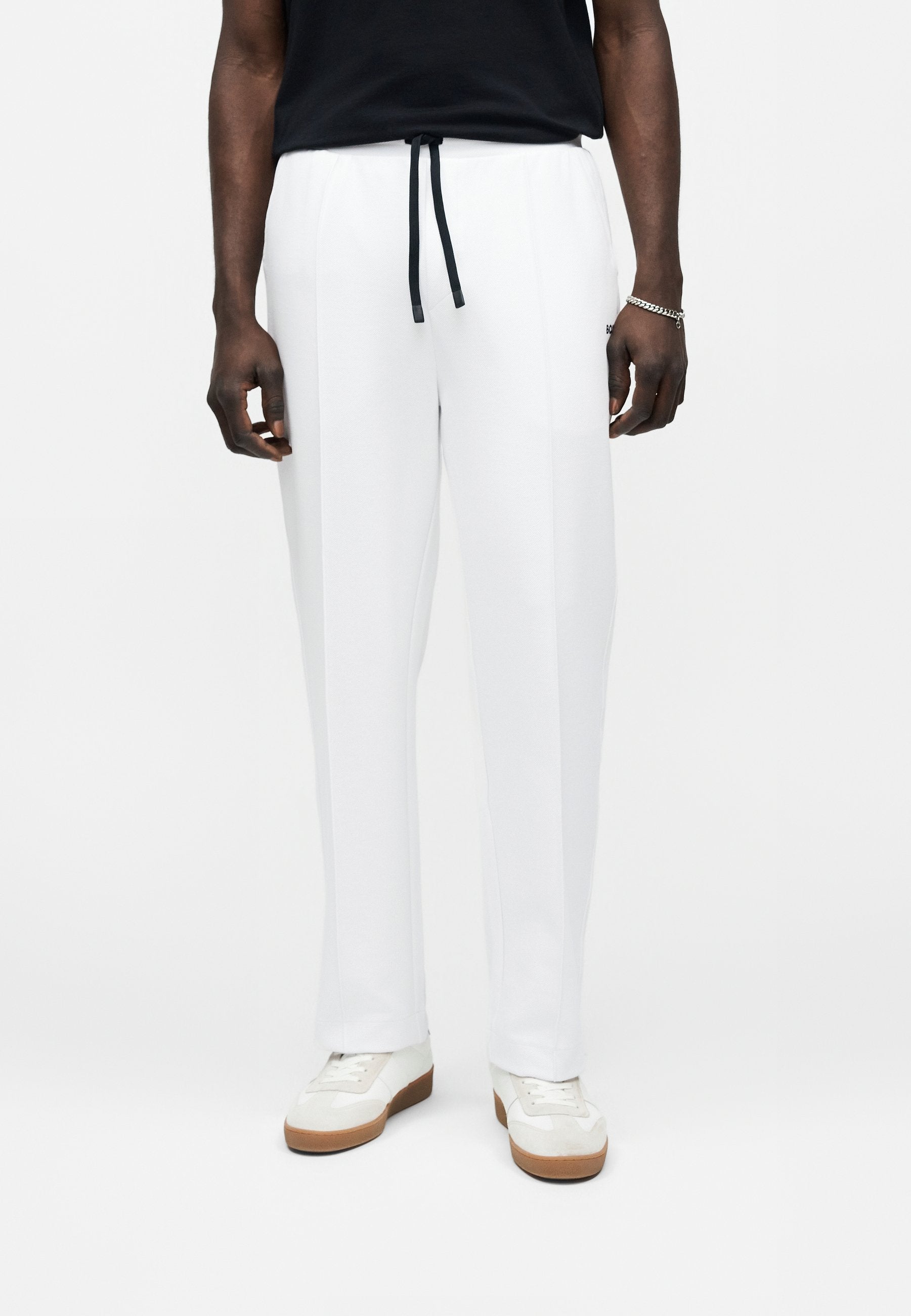 JT_MEMBER HURLEY - Tracksuit bottoms - white