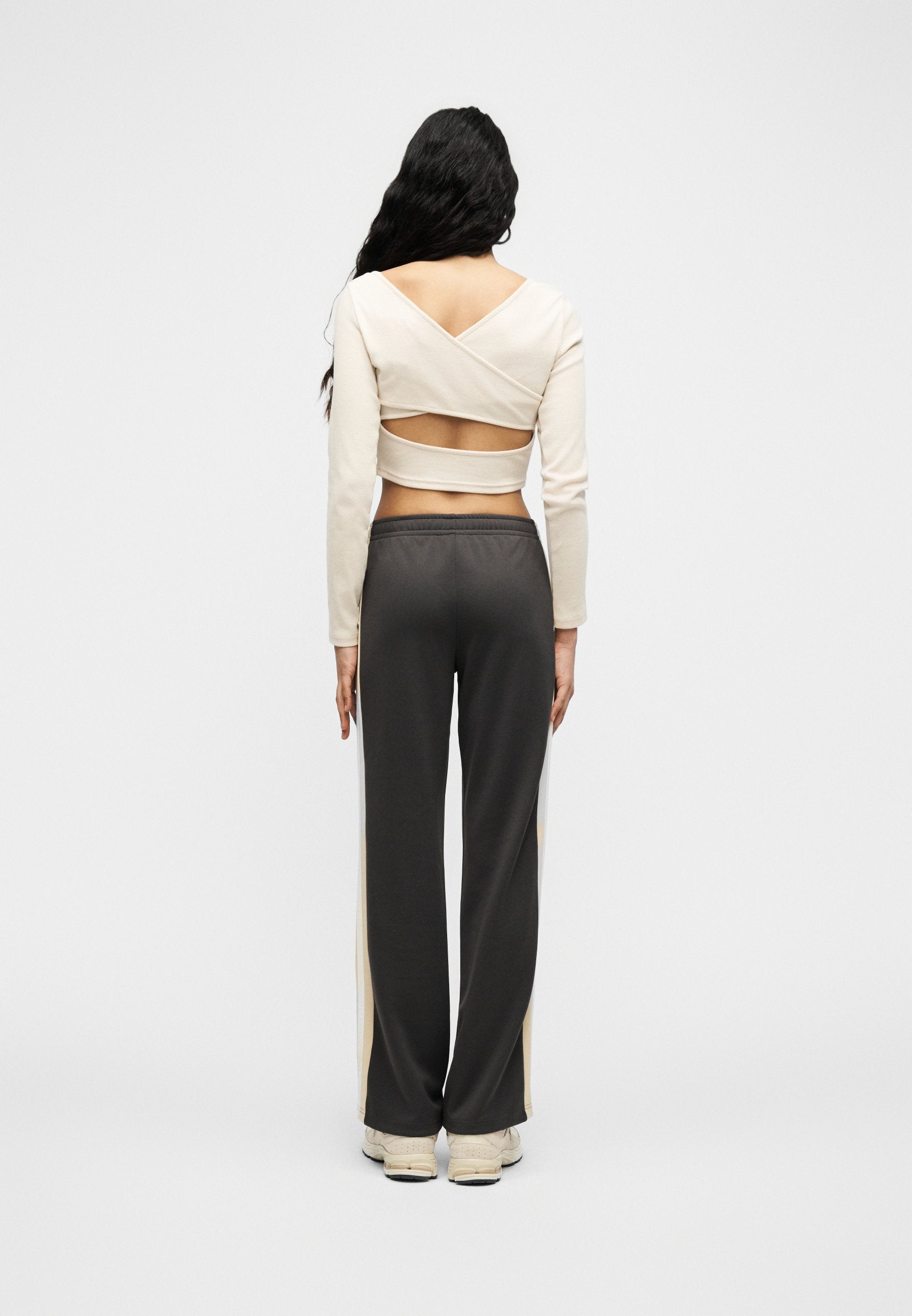 INTERLOCK PANT - Tracksuit bottoms - antrachite