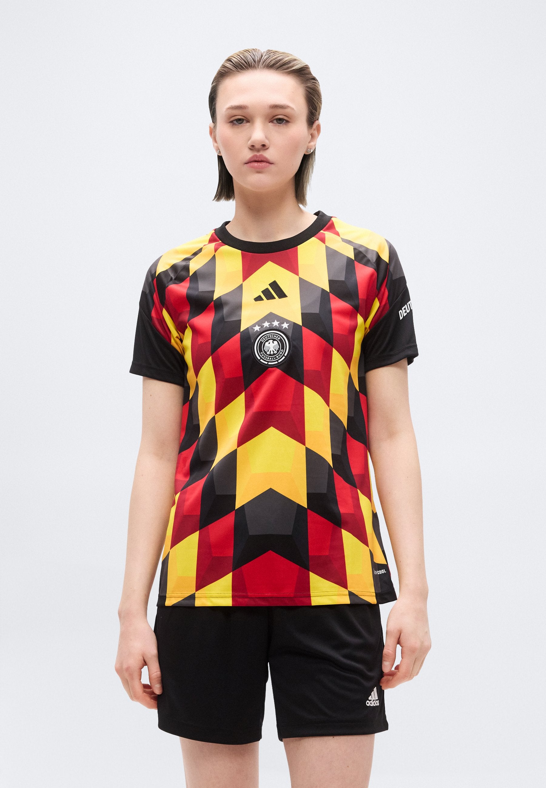 GERMANY 26 HOME PRE MATCH  - National team wear - black/team yellow