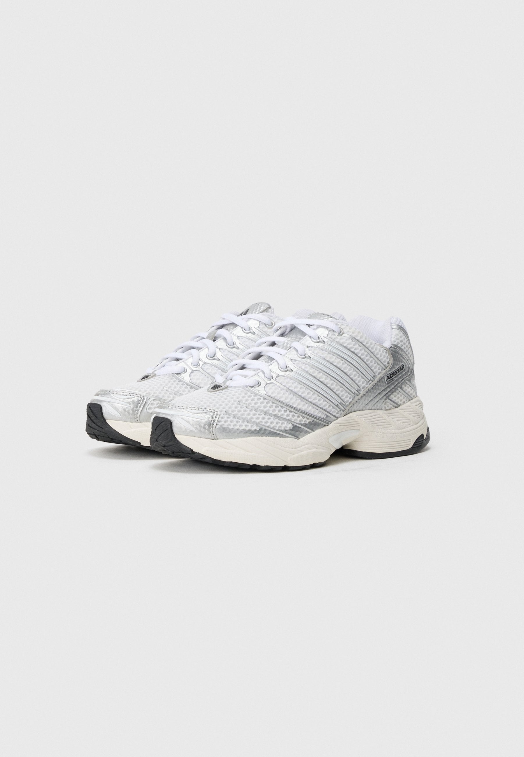 ADISTAR CONTROL - Trainers - white/silver-coloured/core black