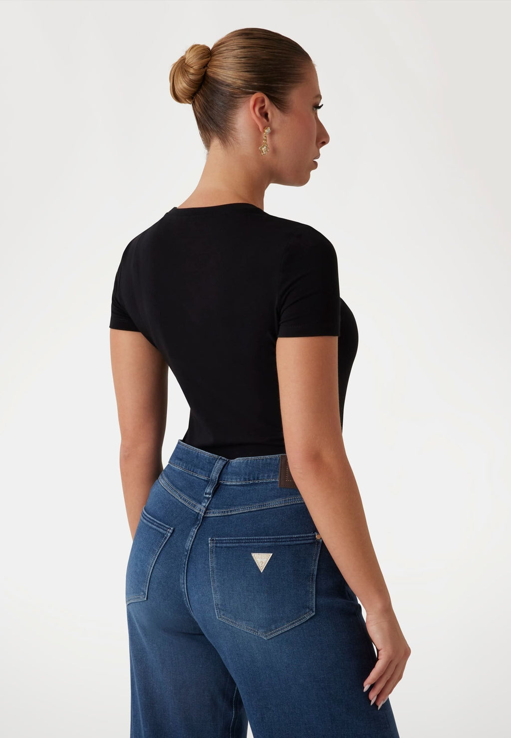 LOGO TEE - Print T-shirt - zwart