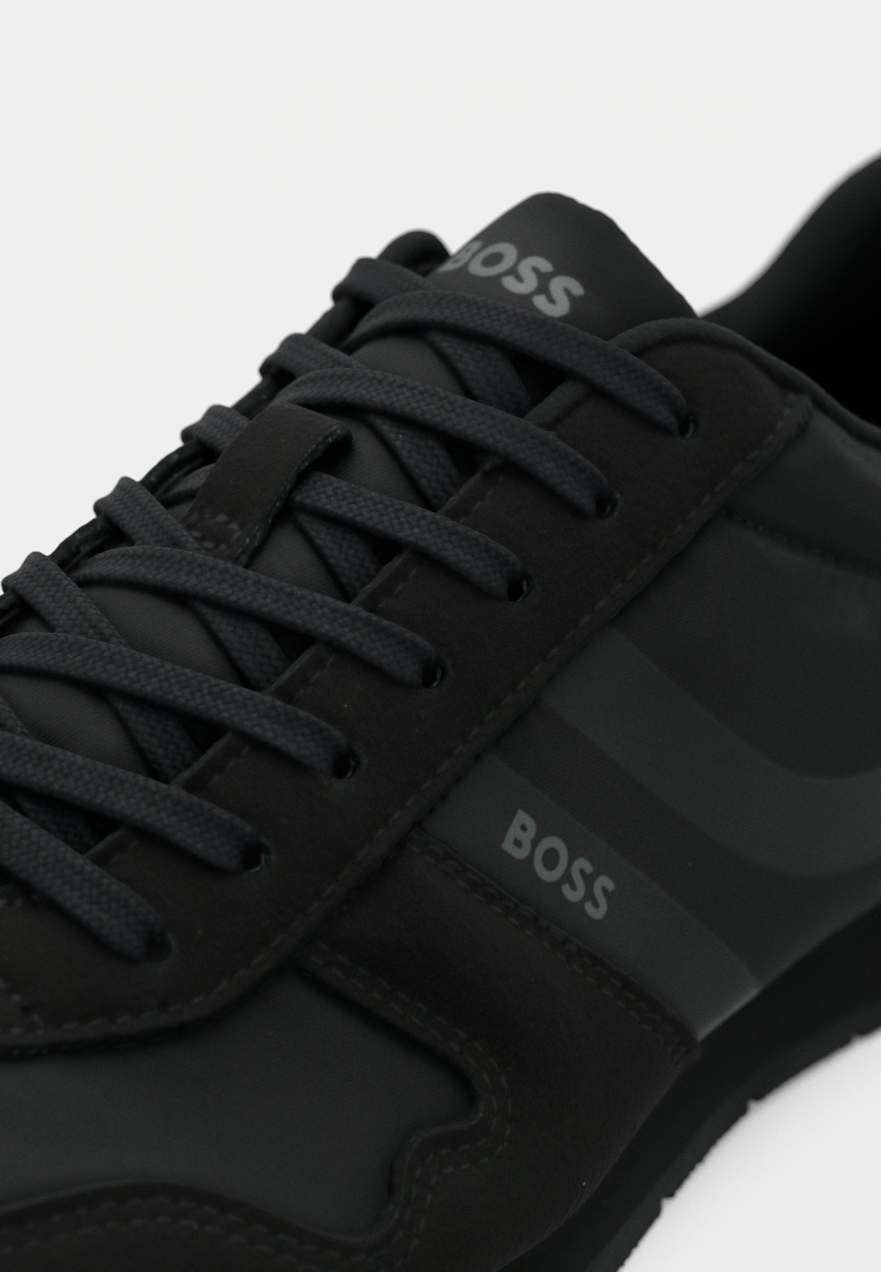 LEVON RUNN - Trainers - black