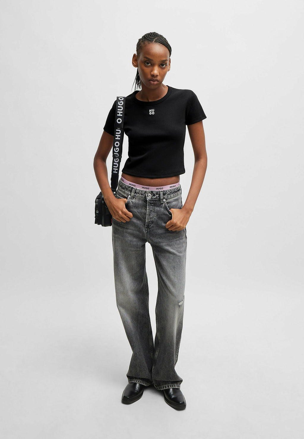 DELANOR - Basic T-shirt - black one