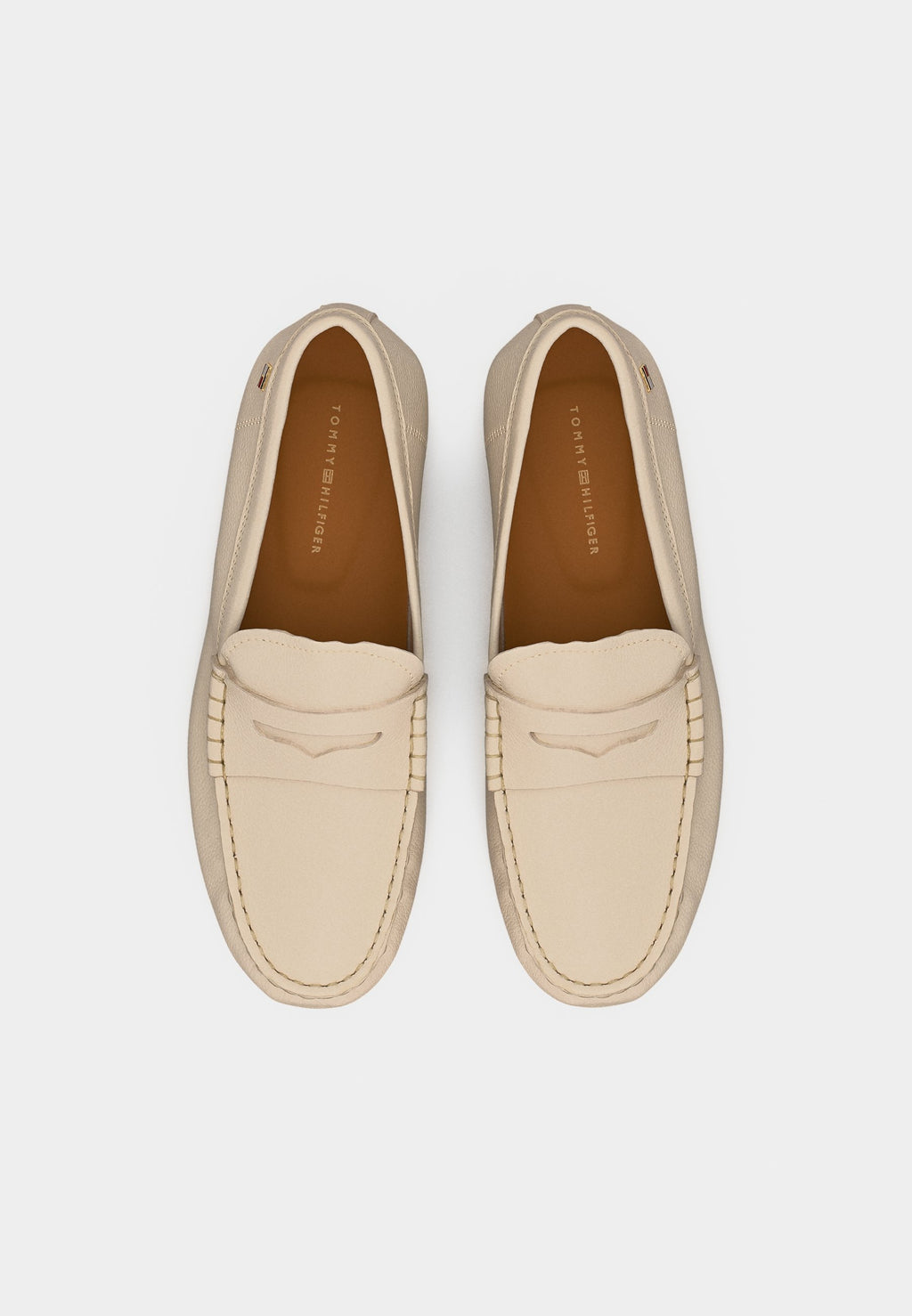 LEATHER ENAMEL FLAG DRIVER SHOES - Moccasins - classic beige