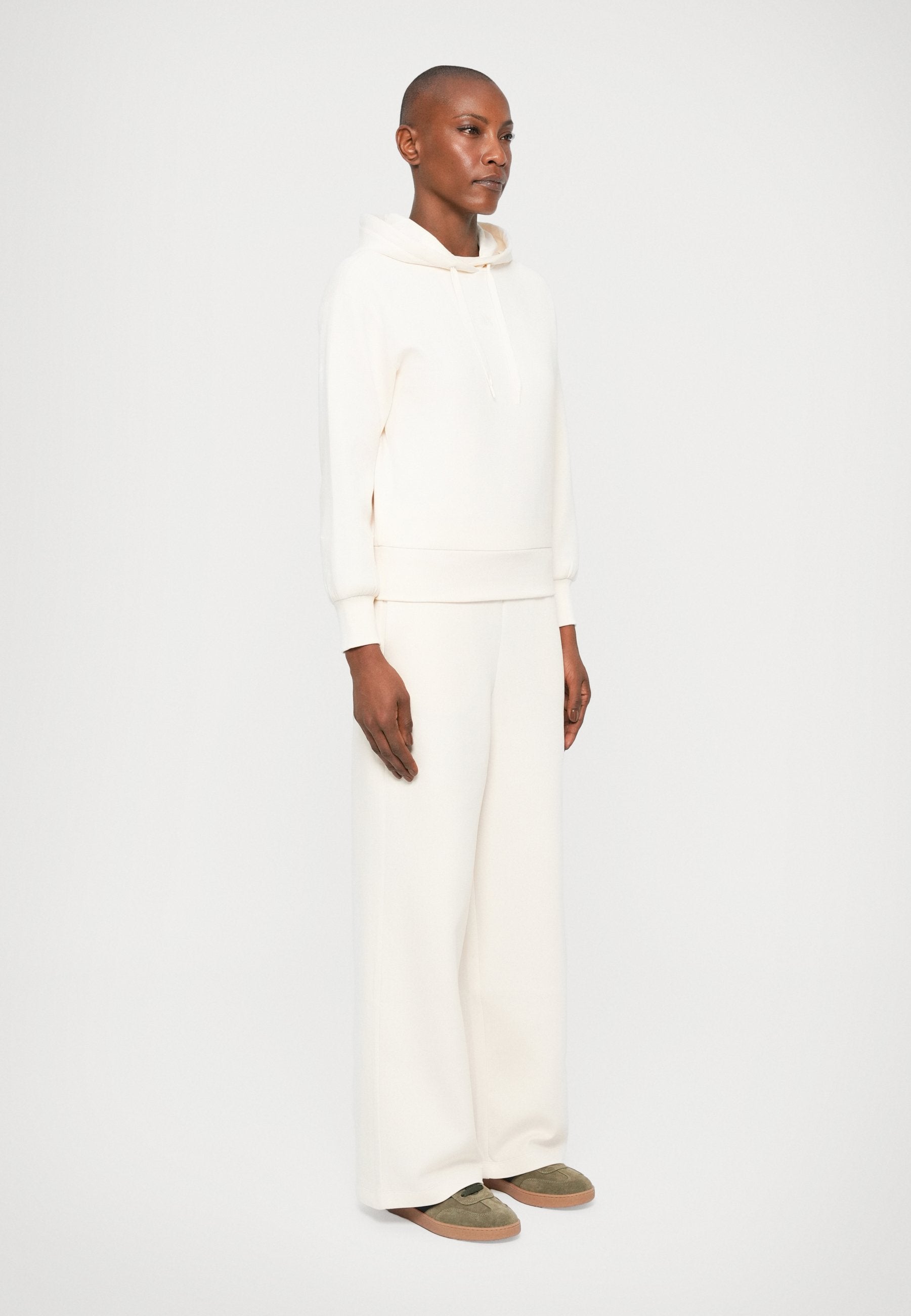 SWEATSHIRT - Hoodie - off-white