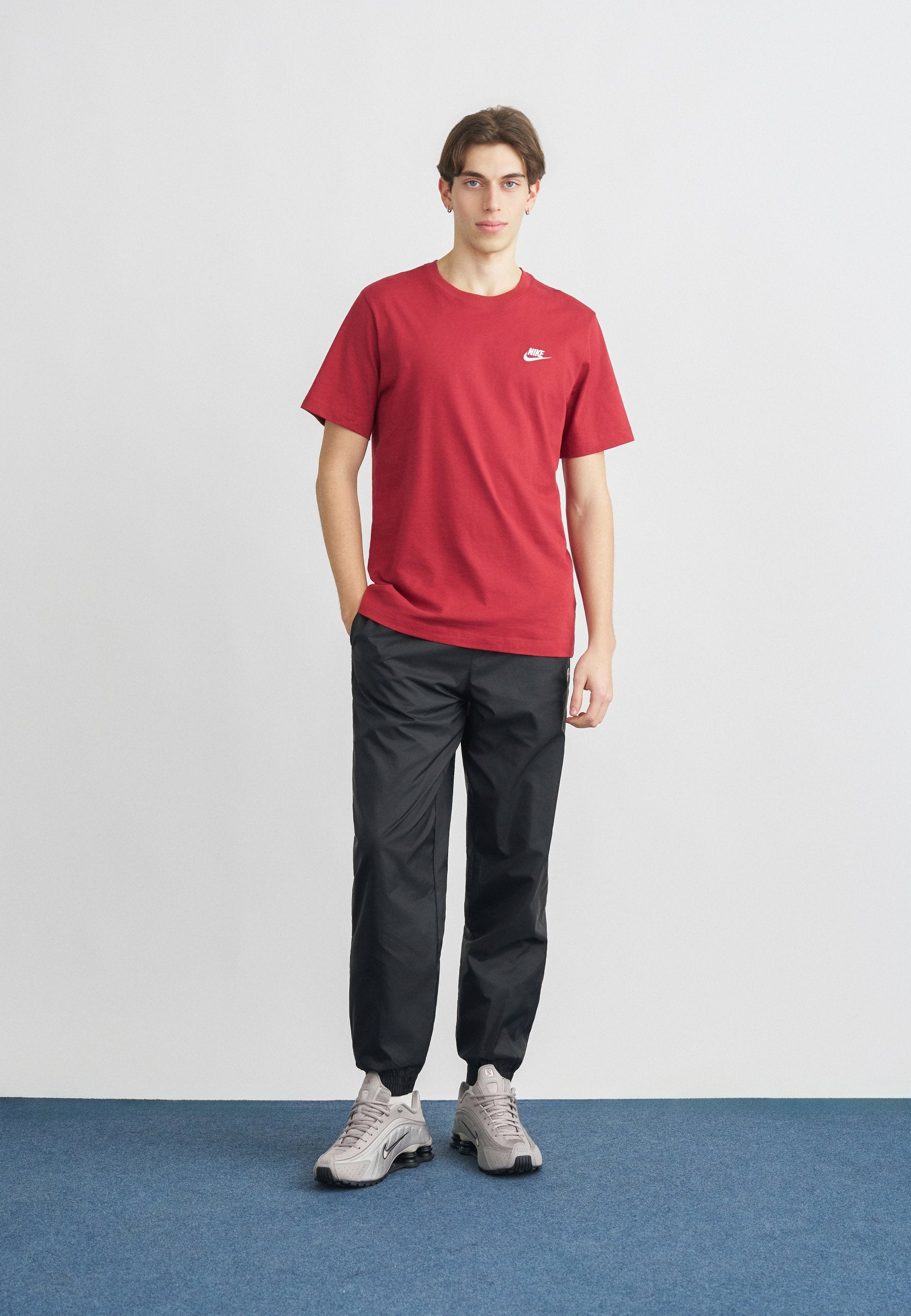 CLUB TEE - Basic T-shirt - team crimson