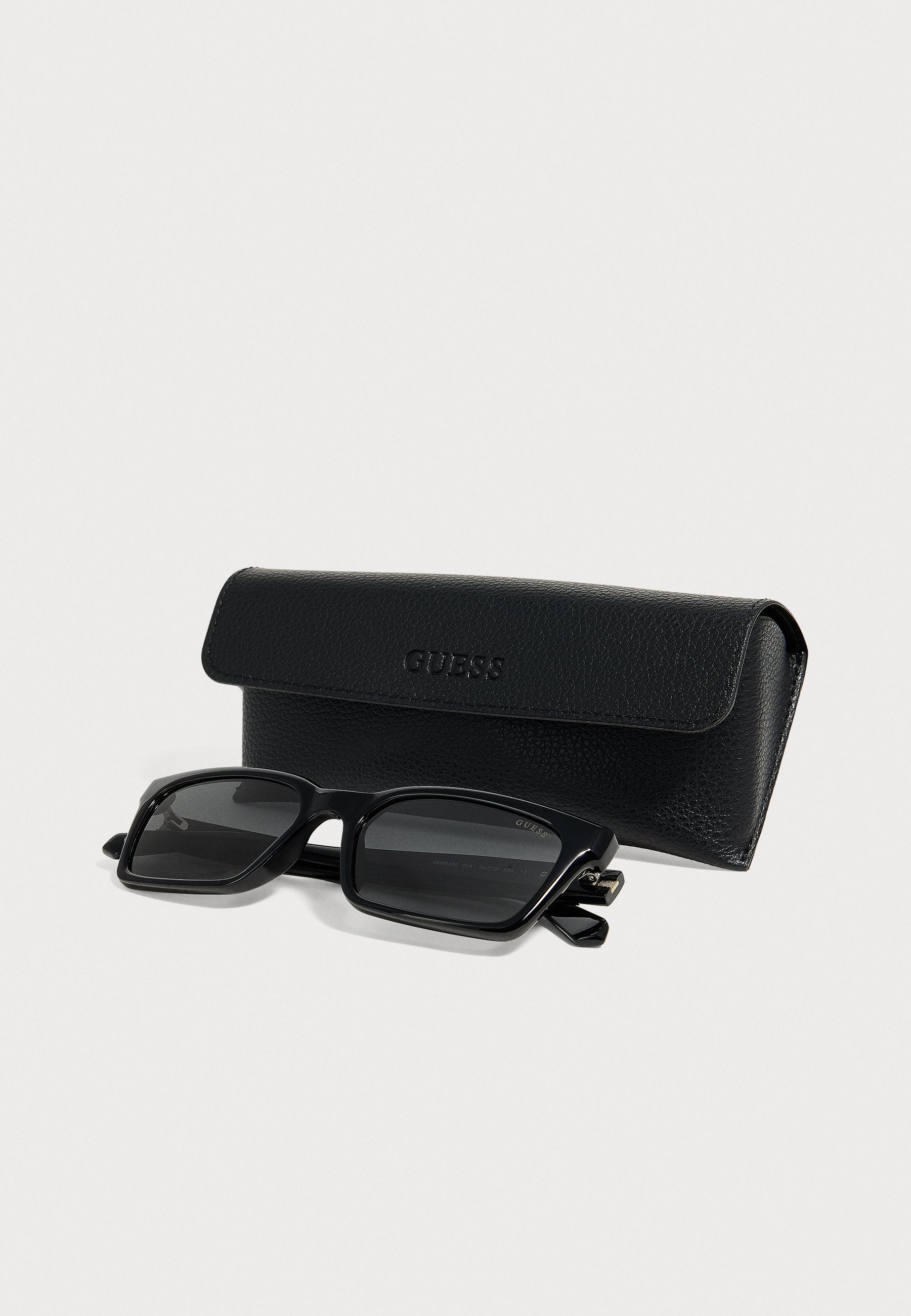 Sunglasses - black