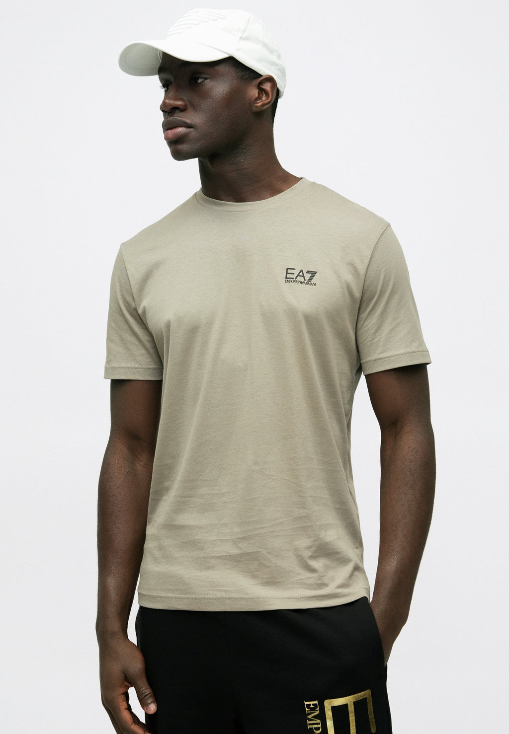 TRAIN CORE  - Shorts - black/gold coloured
