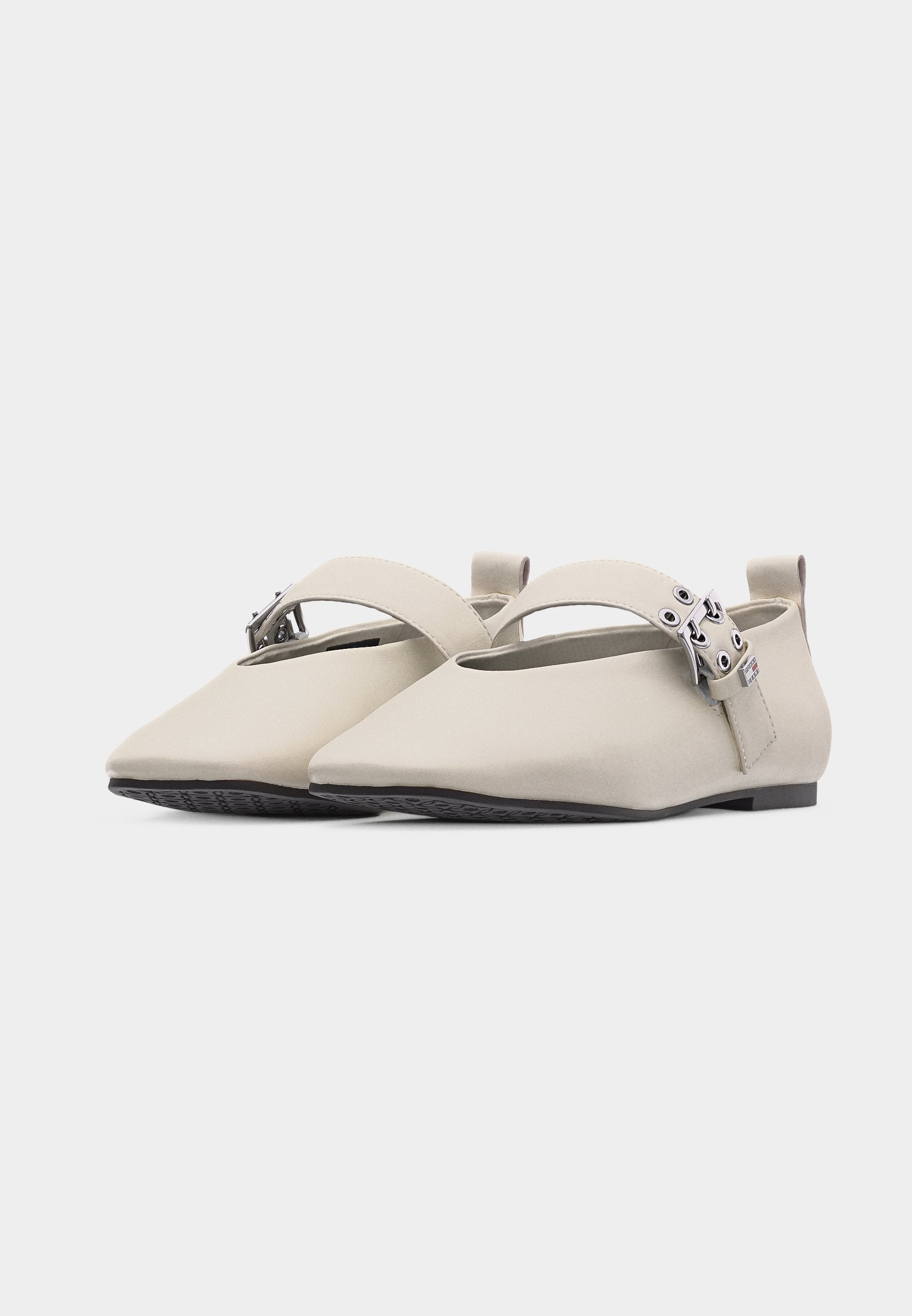 TJW BALLERINA BUCKLE - Ankle strap ballet pumps - ivory