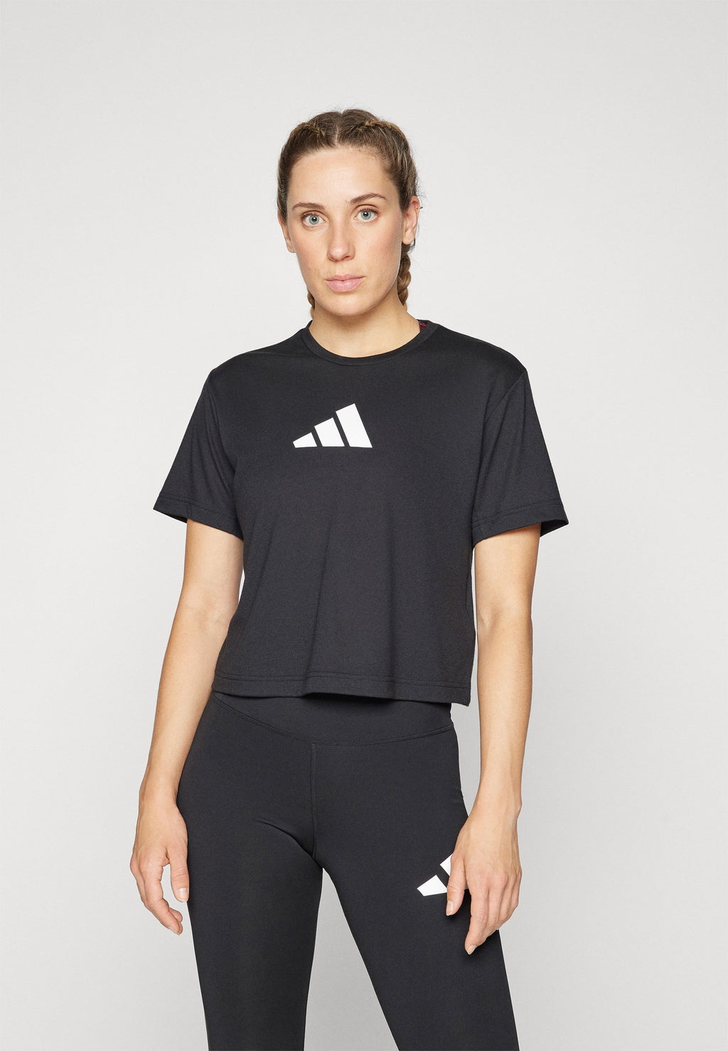 ADIDAS WORKOUT ESSENTIALS BIG PERFORMANCE LOGO TRAINING - Print T-shirt - black