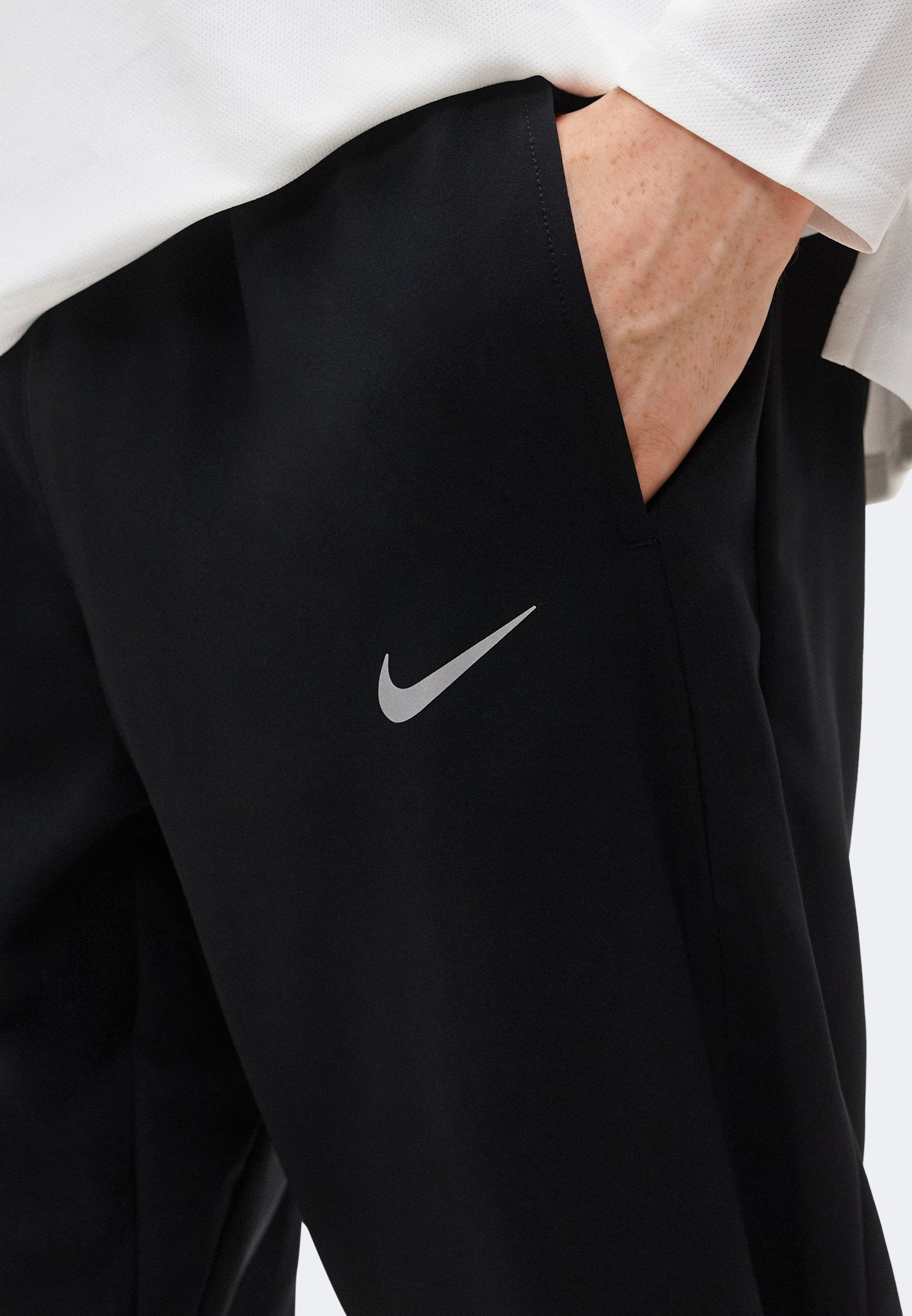 MILER - Tracksuit bottoms - black