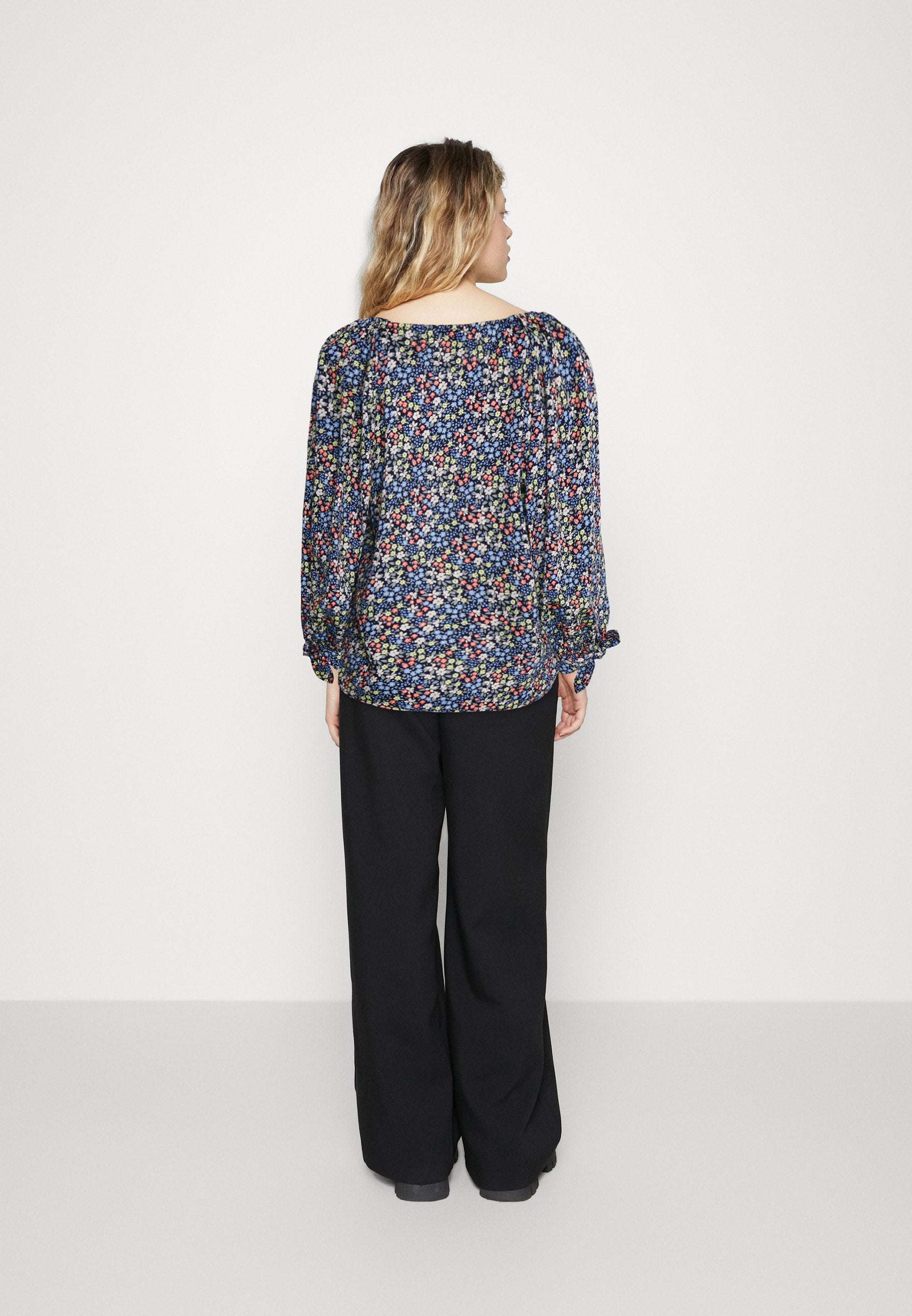 Blouse - multi