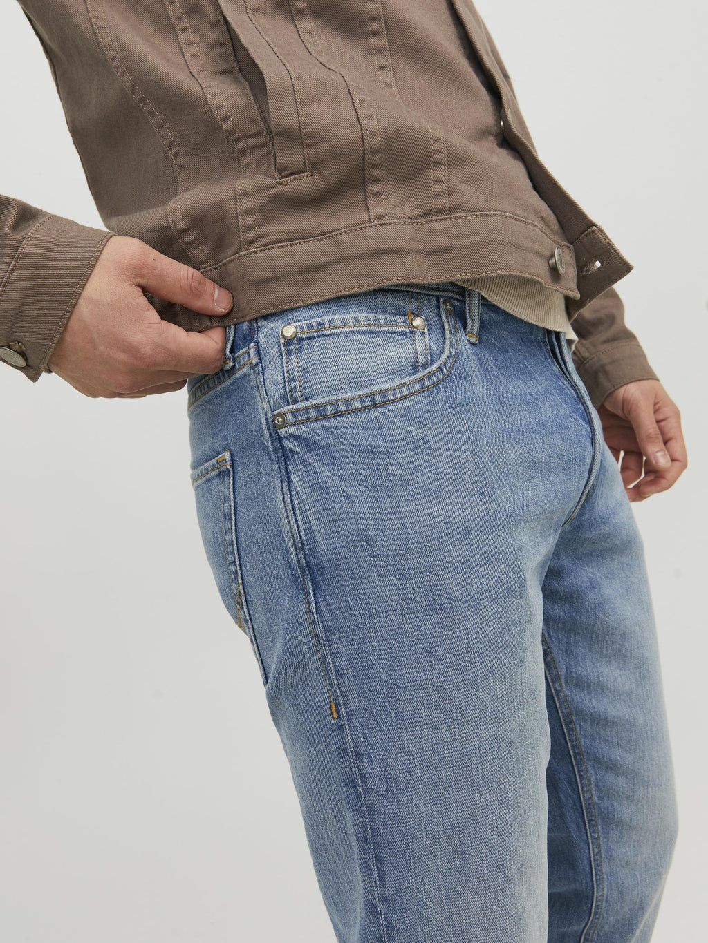 Coupe ajustée JJIMIKE JJORIGINAL SBD 555 NOOS - Jean droit - denim bleu