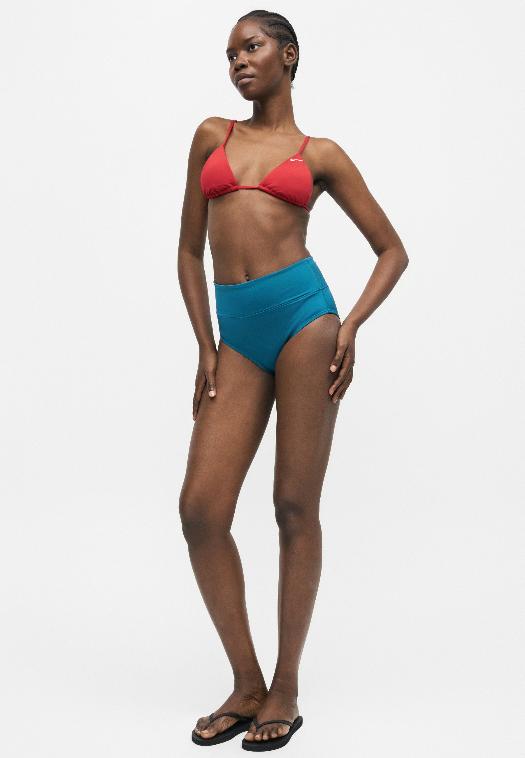 ESSENTIAL TRIANGLE - Bikini top - gym red