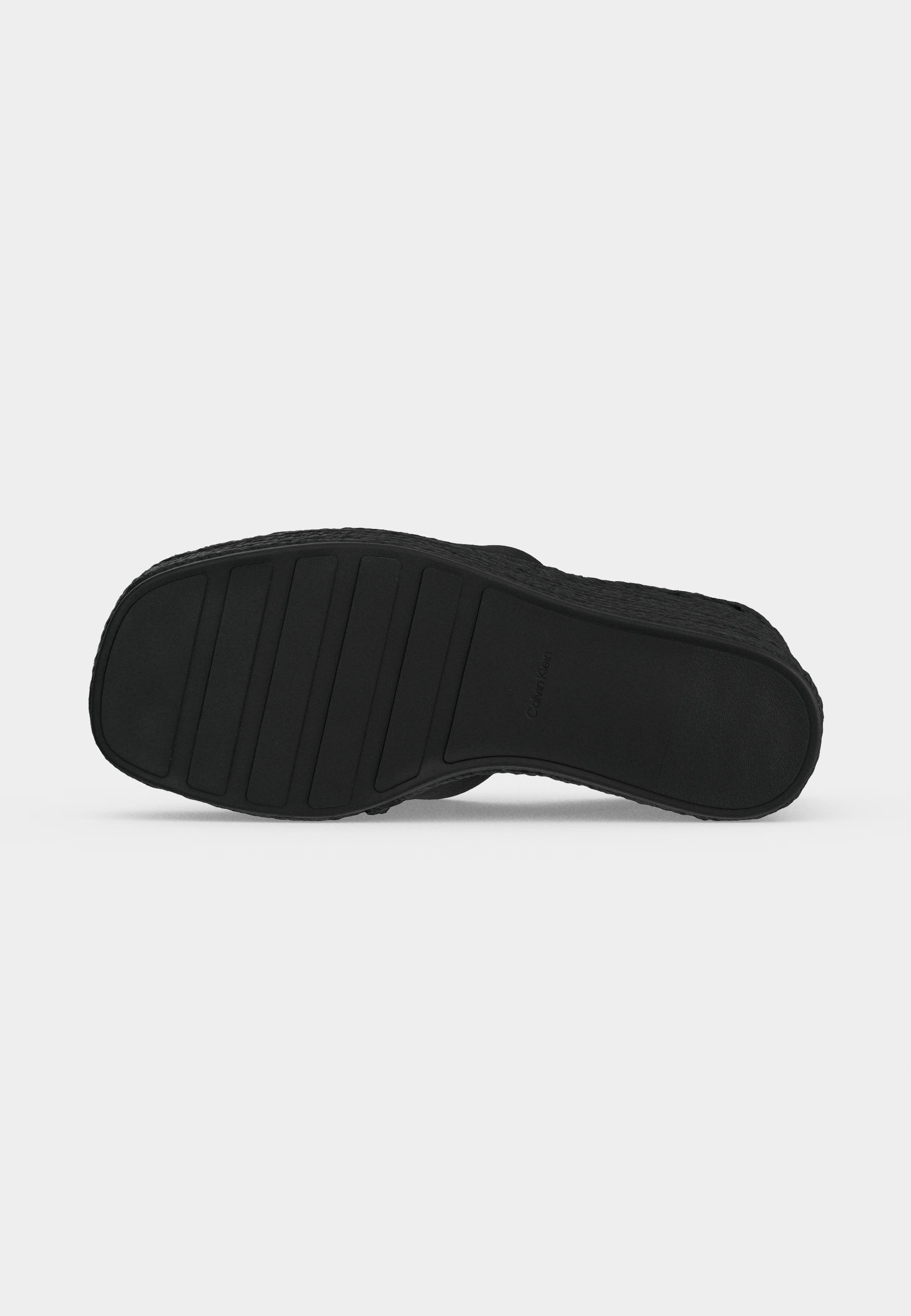 Heeled mules - black