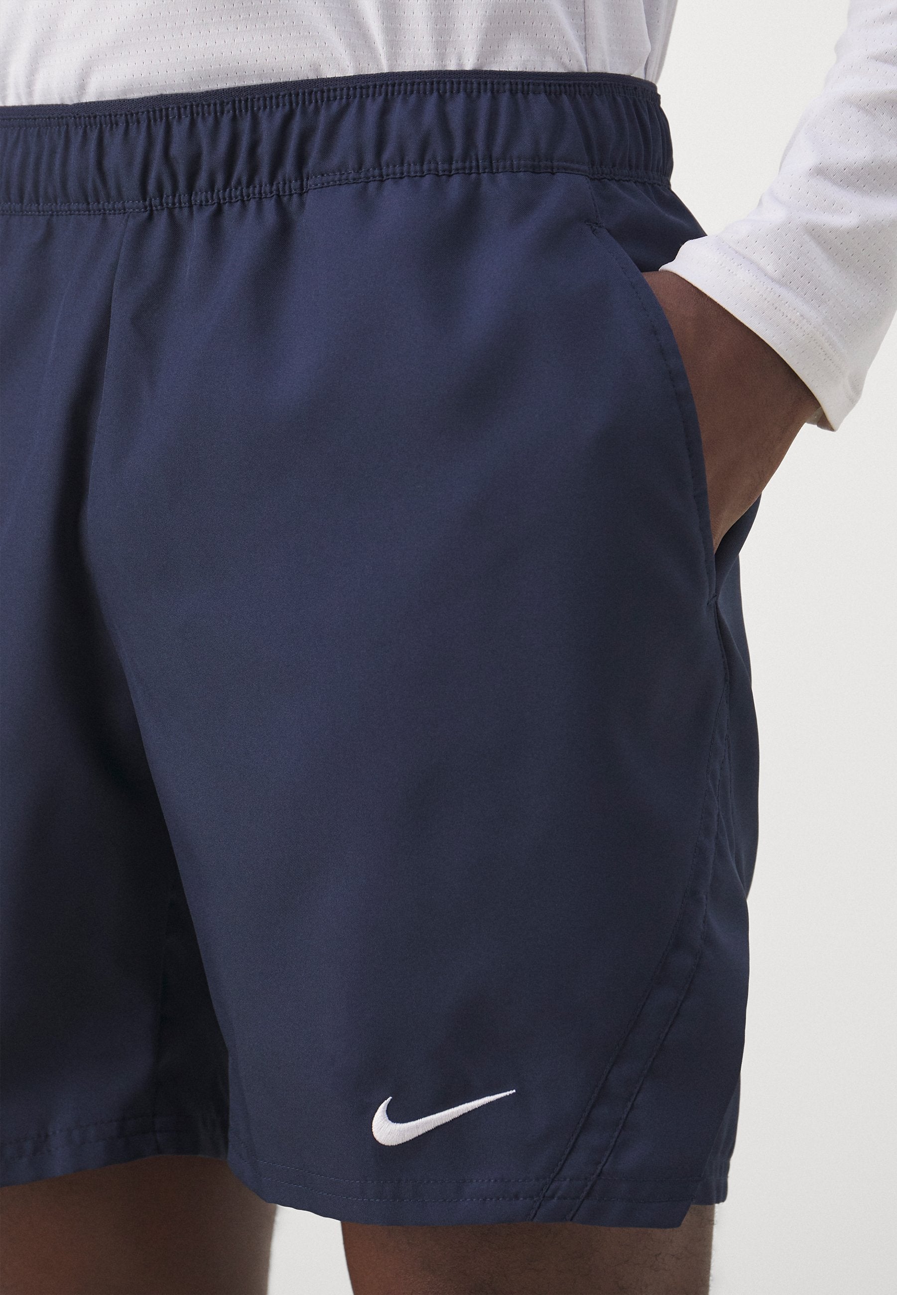 NIKECOURT VICTORY SHORT - Sports shorts - obsidian/white