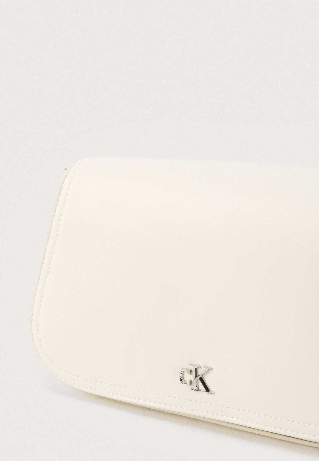 CURVED WALLET ON CHAIN - Cross body bag - white alyssum