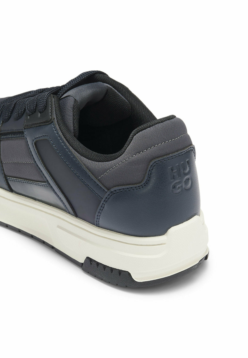 Trainers - dark blue one