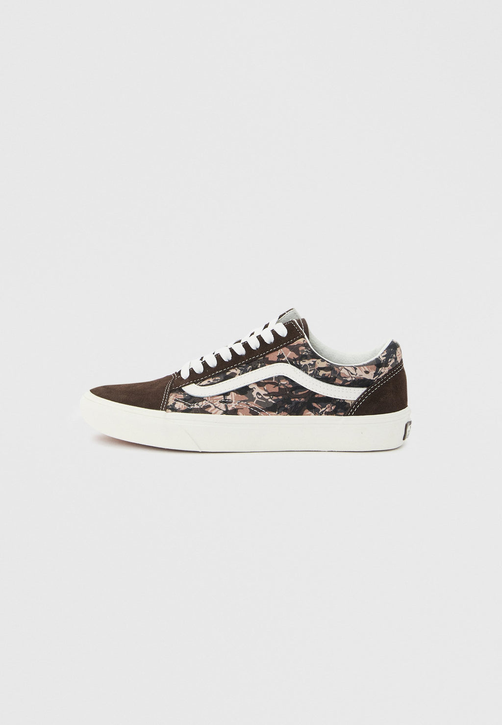 OLD SKOOL UNISEX - Skate shoes - brown