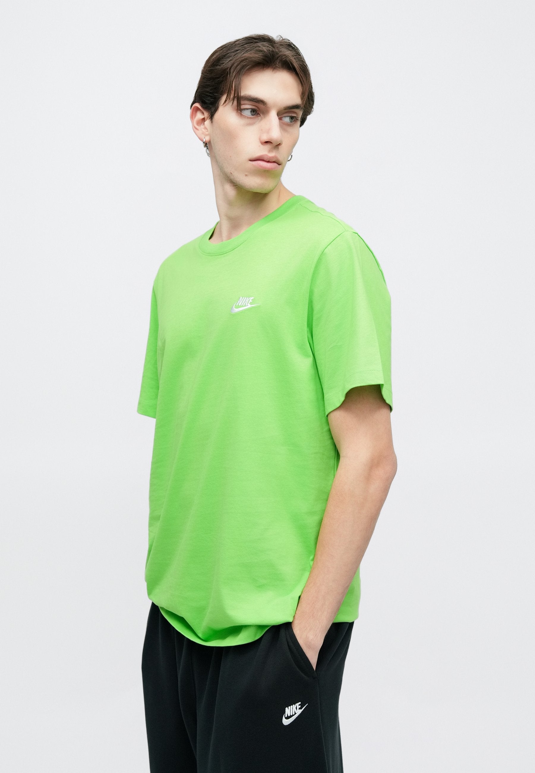 CLUB TEE - Basic T-shirt - mean green