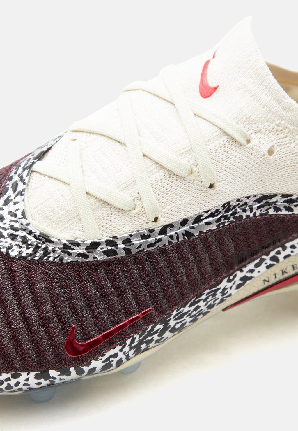 PHANTOM 6 LOW ELITE UNITED FG UNISEX - Firm-ground football boots - burgundy crush/university red/fossil