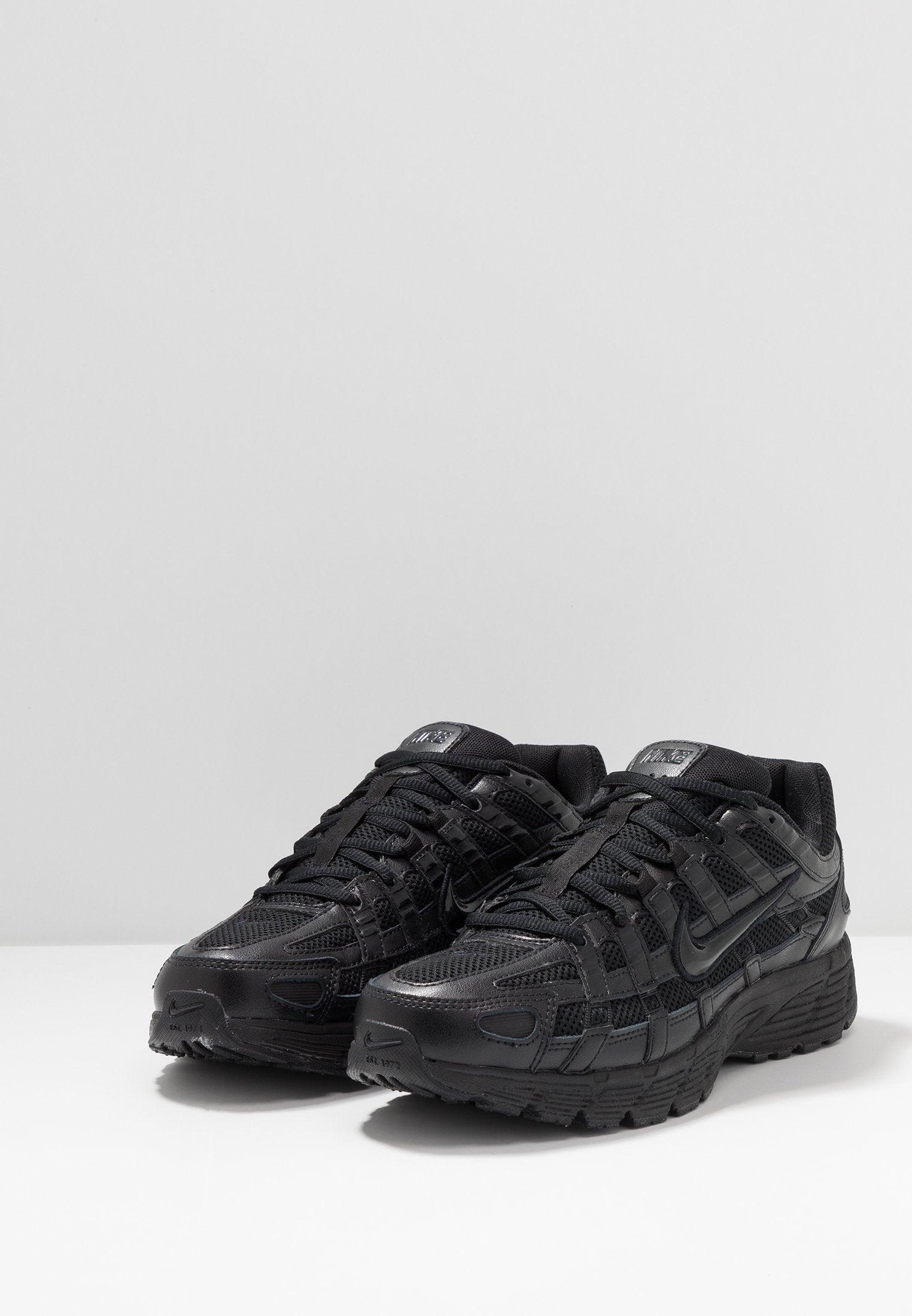 P 6000 UNISEX - Trainers - black
